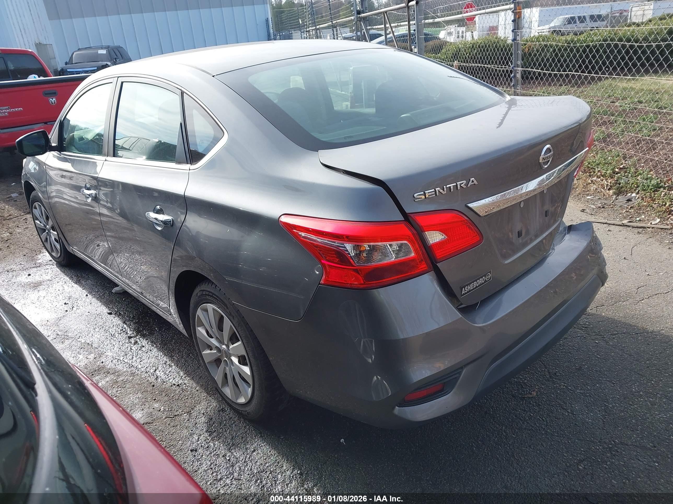 NISSAN SENTRA image 3