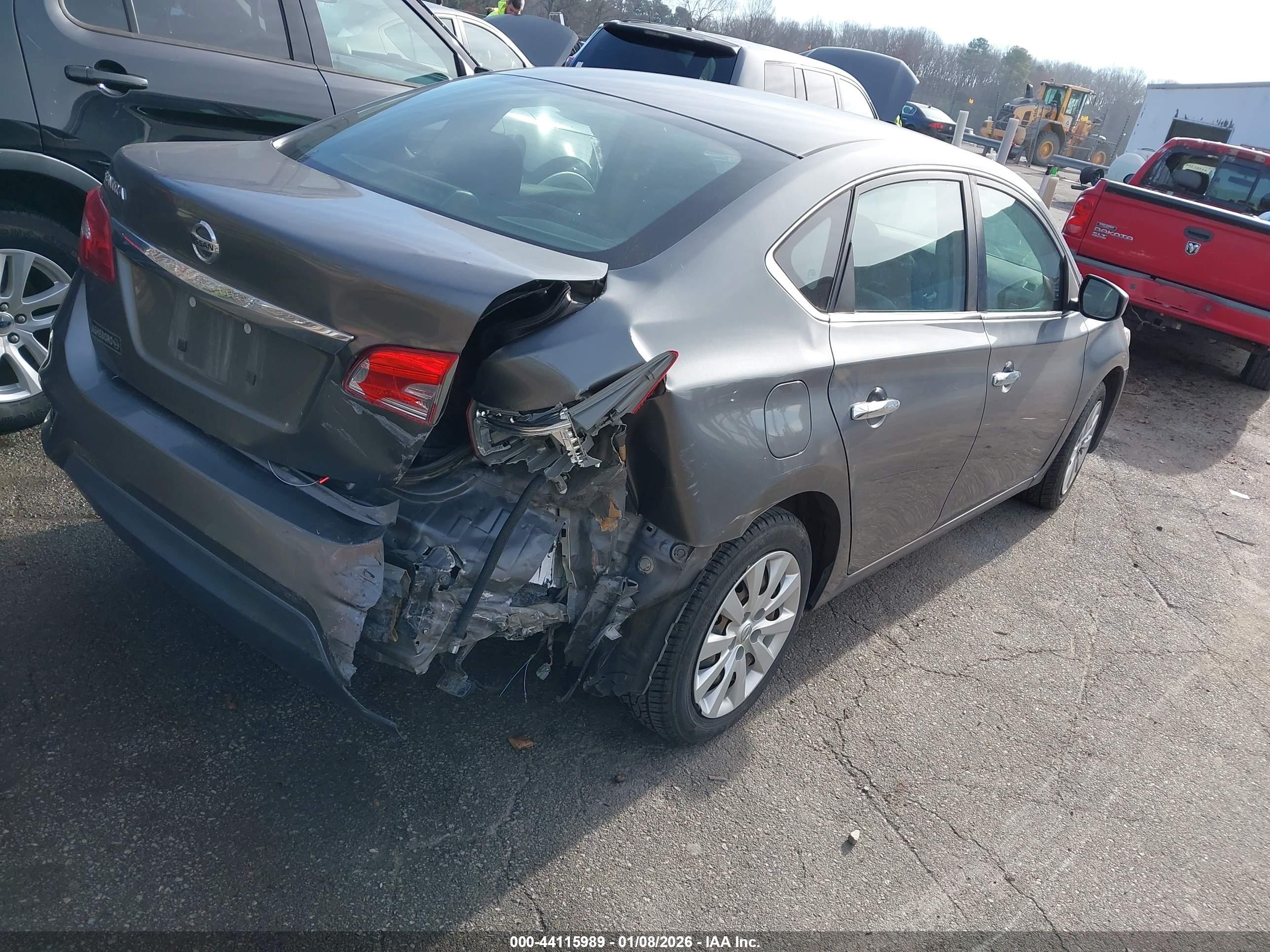 NISSAN SENTRA image 4