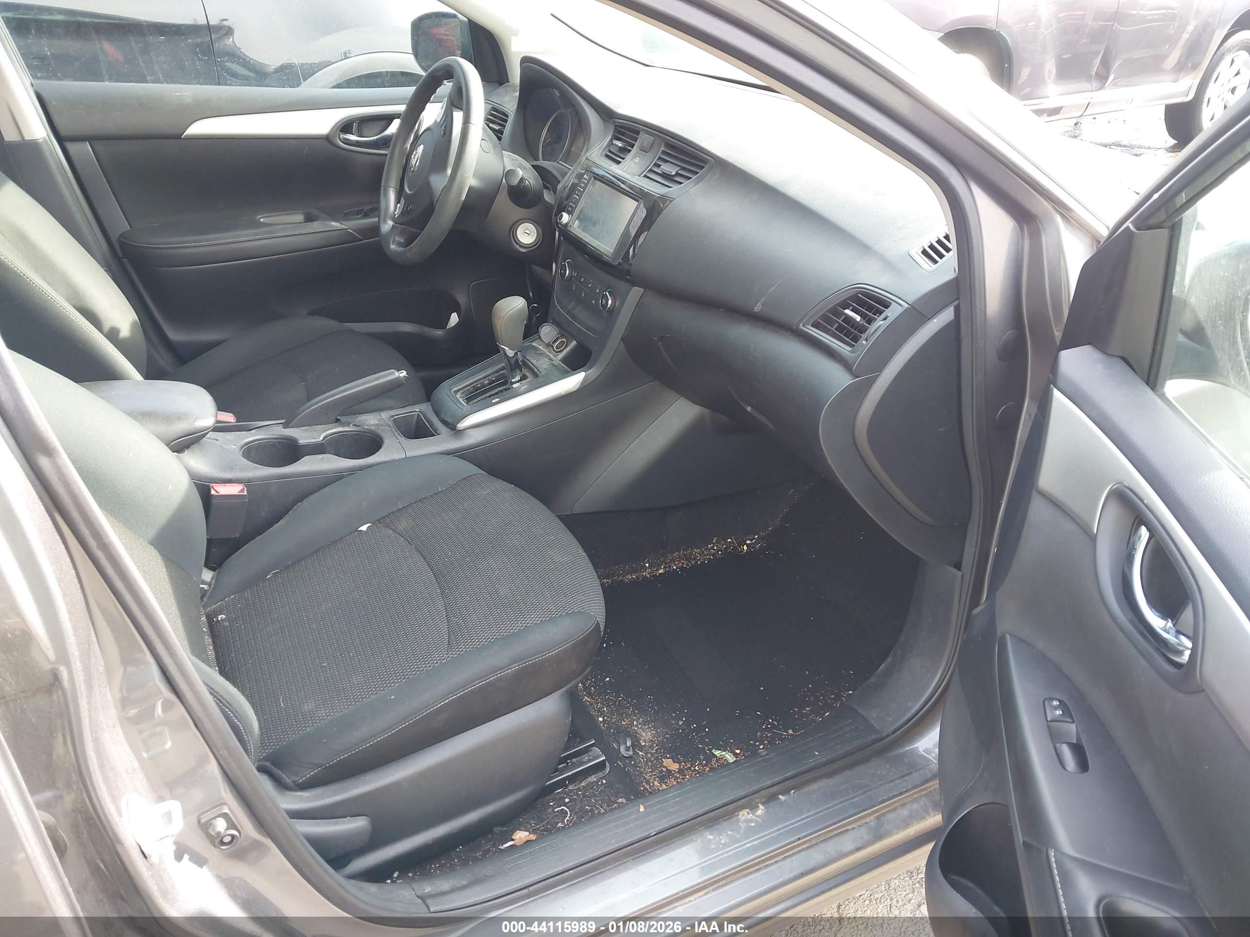 NISSAN SENTRA image 5