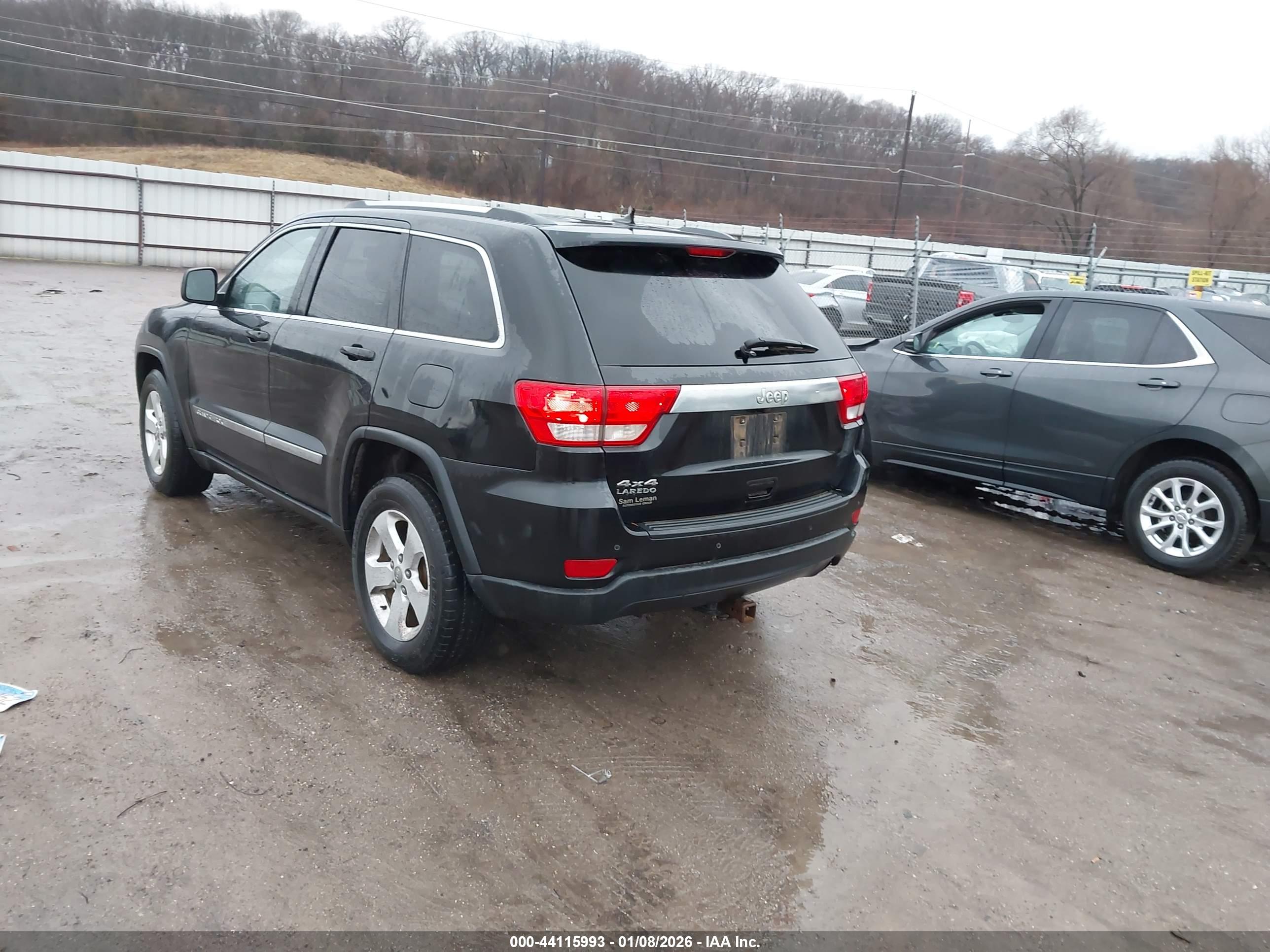 JEEP GRAND image 3