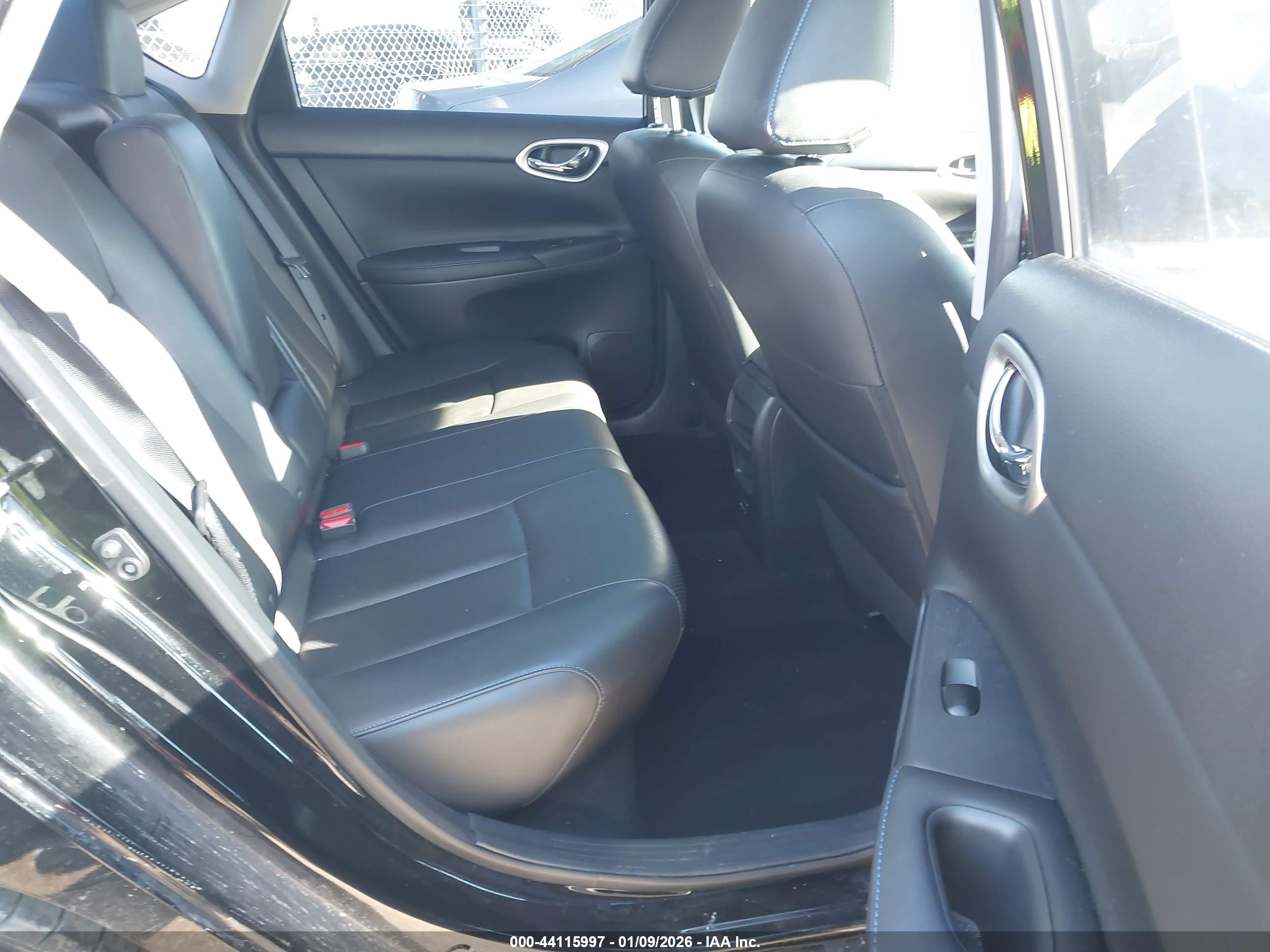 NISSAN SENTRA image 8