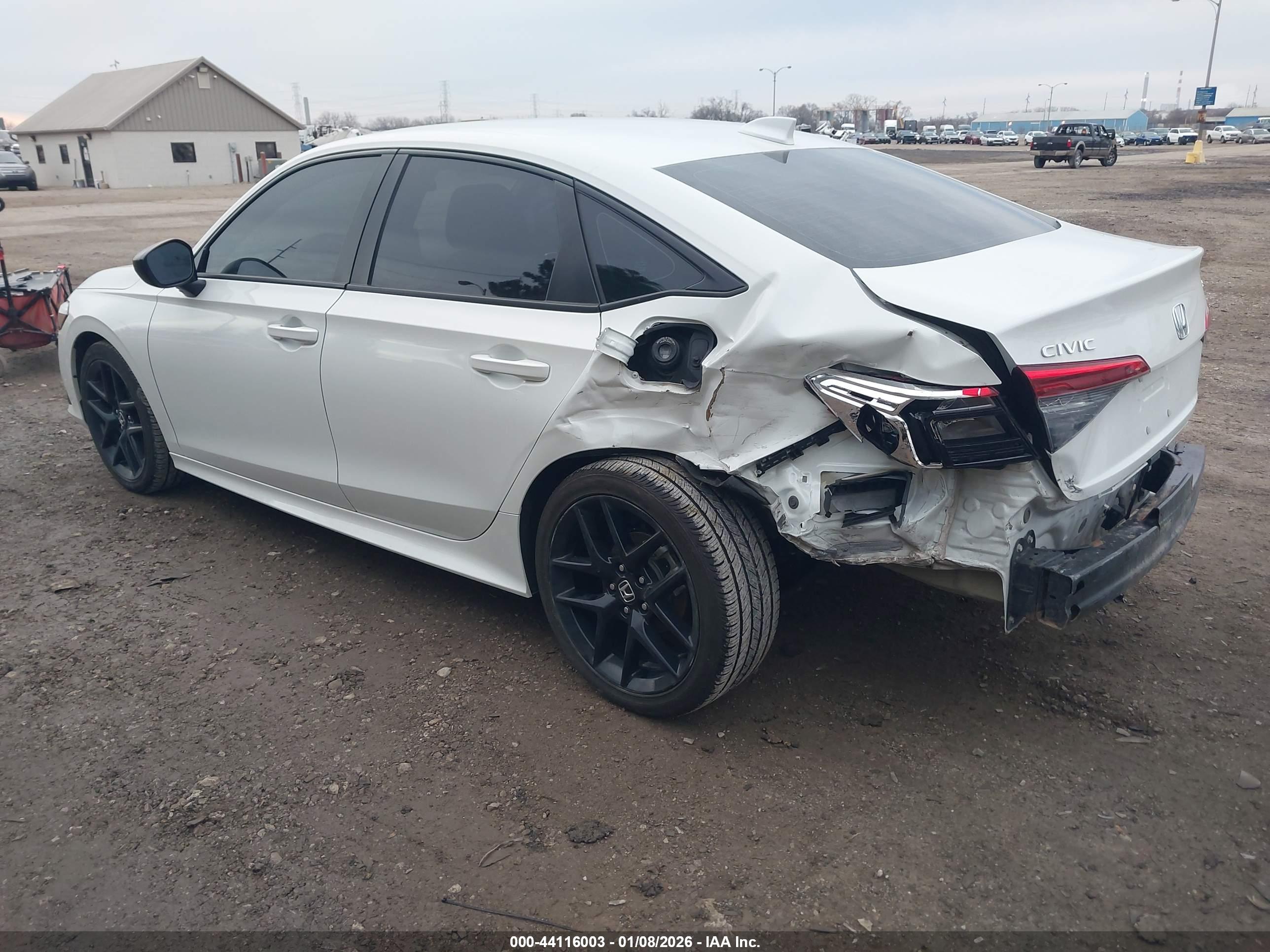 HONDA CIVIC image 3