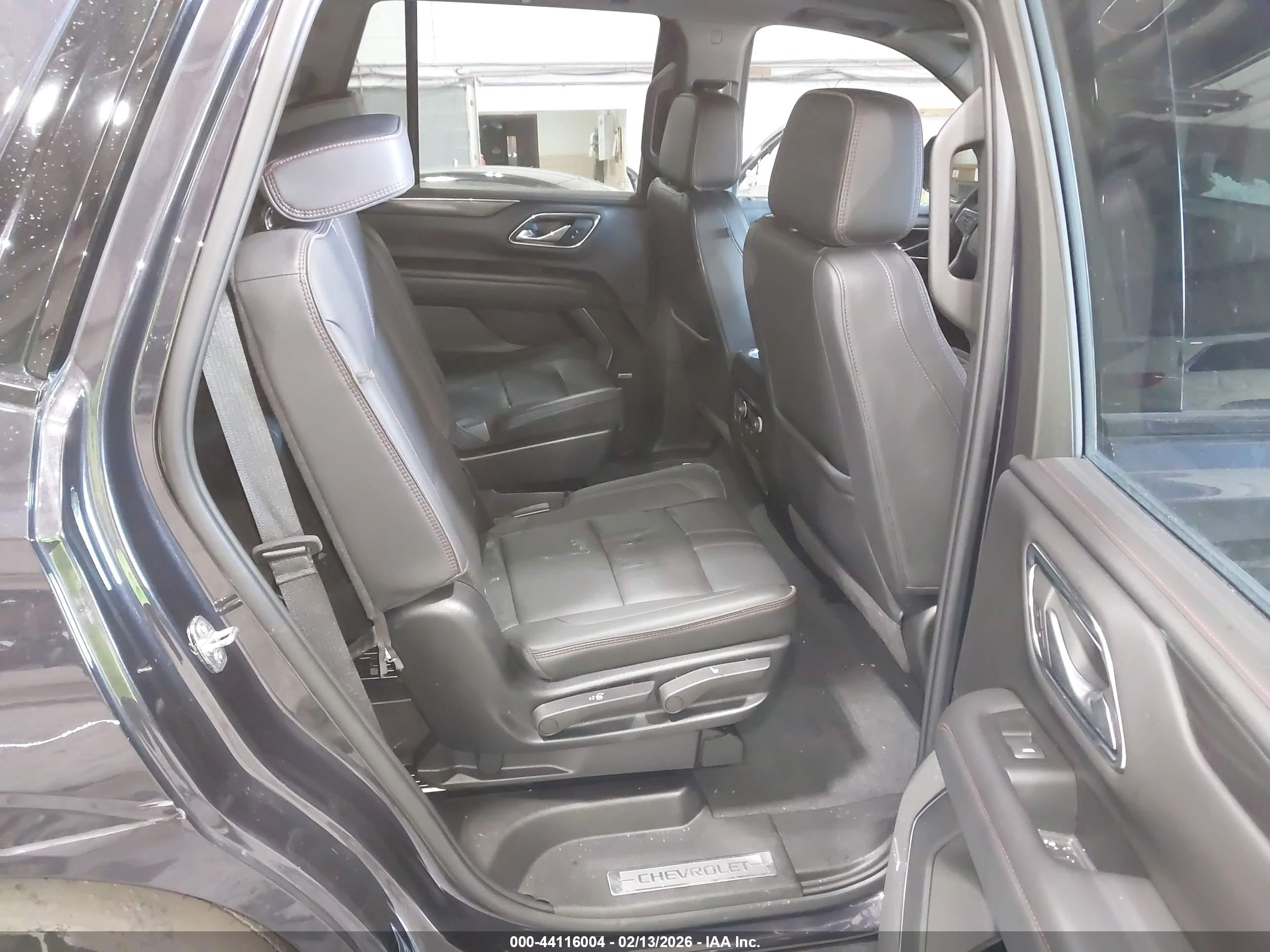 CHEVROLET TAHOE image 8