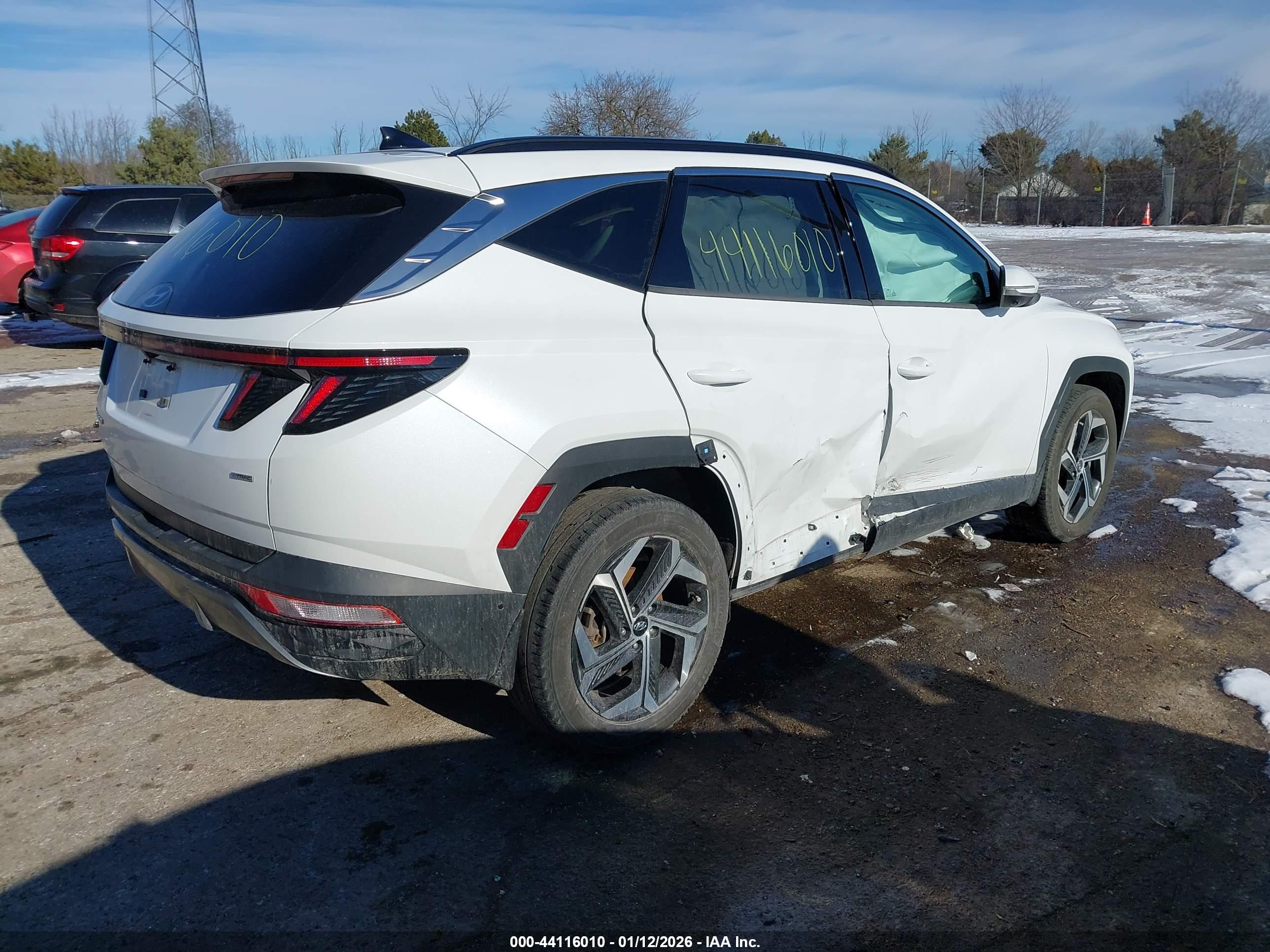 HYUNDAI TUCSON image 4