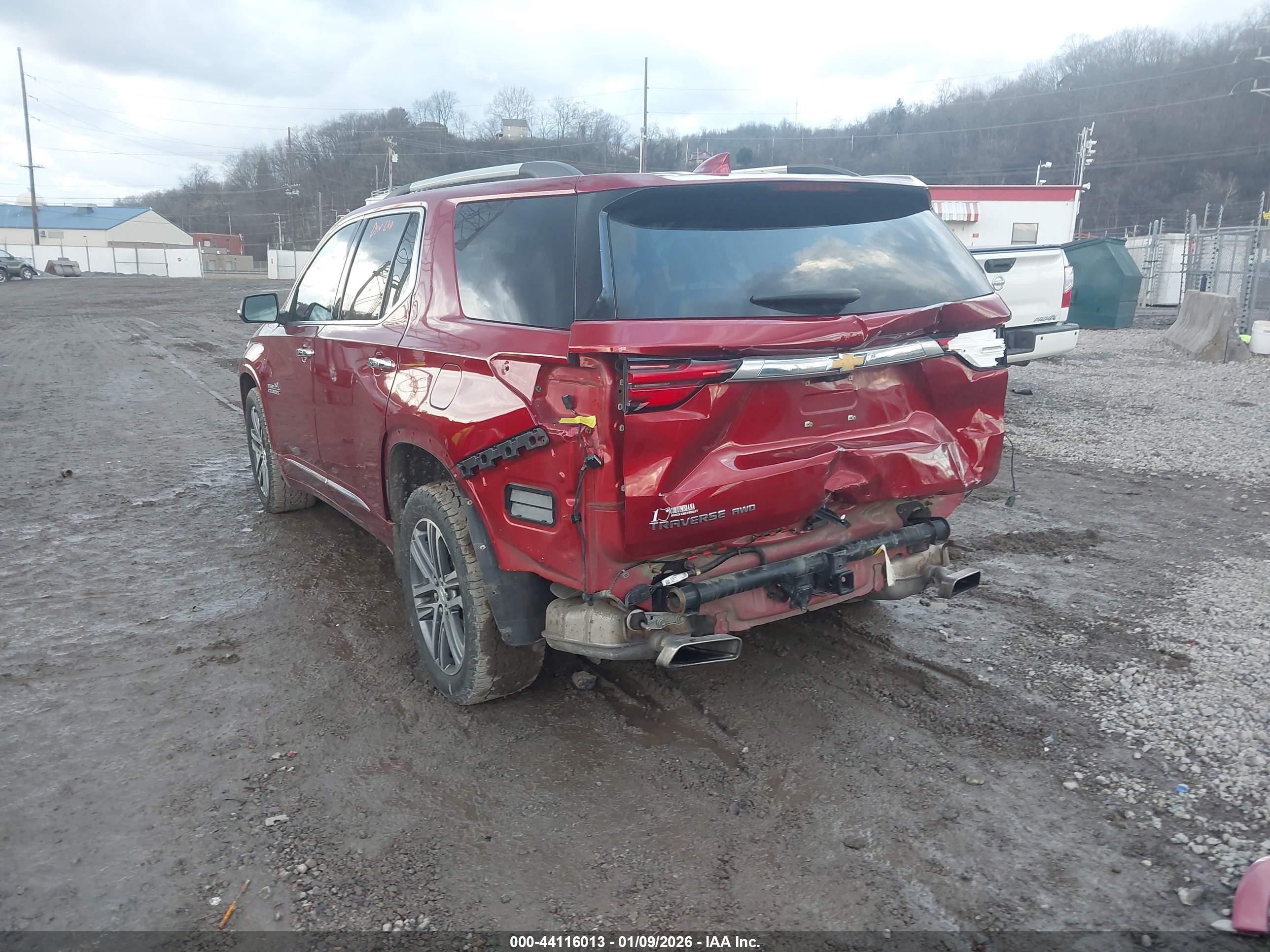 CHEVROLET TRAVERSE image 3
