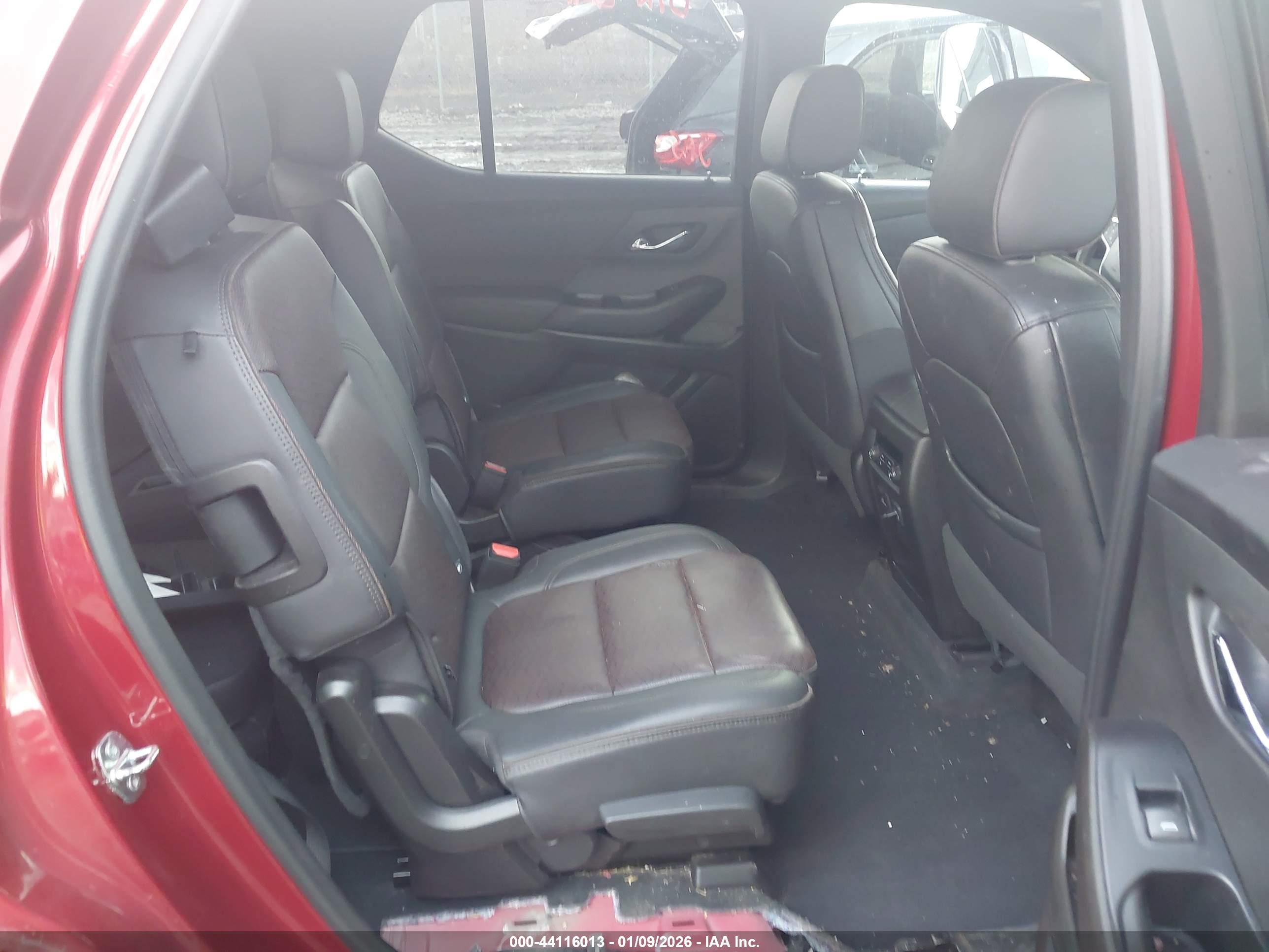 CHEVROLET TRAVERSE image 8