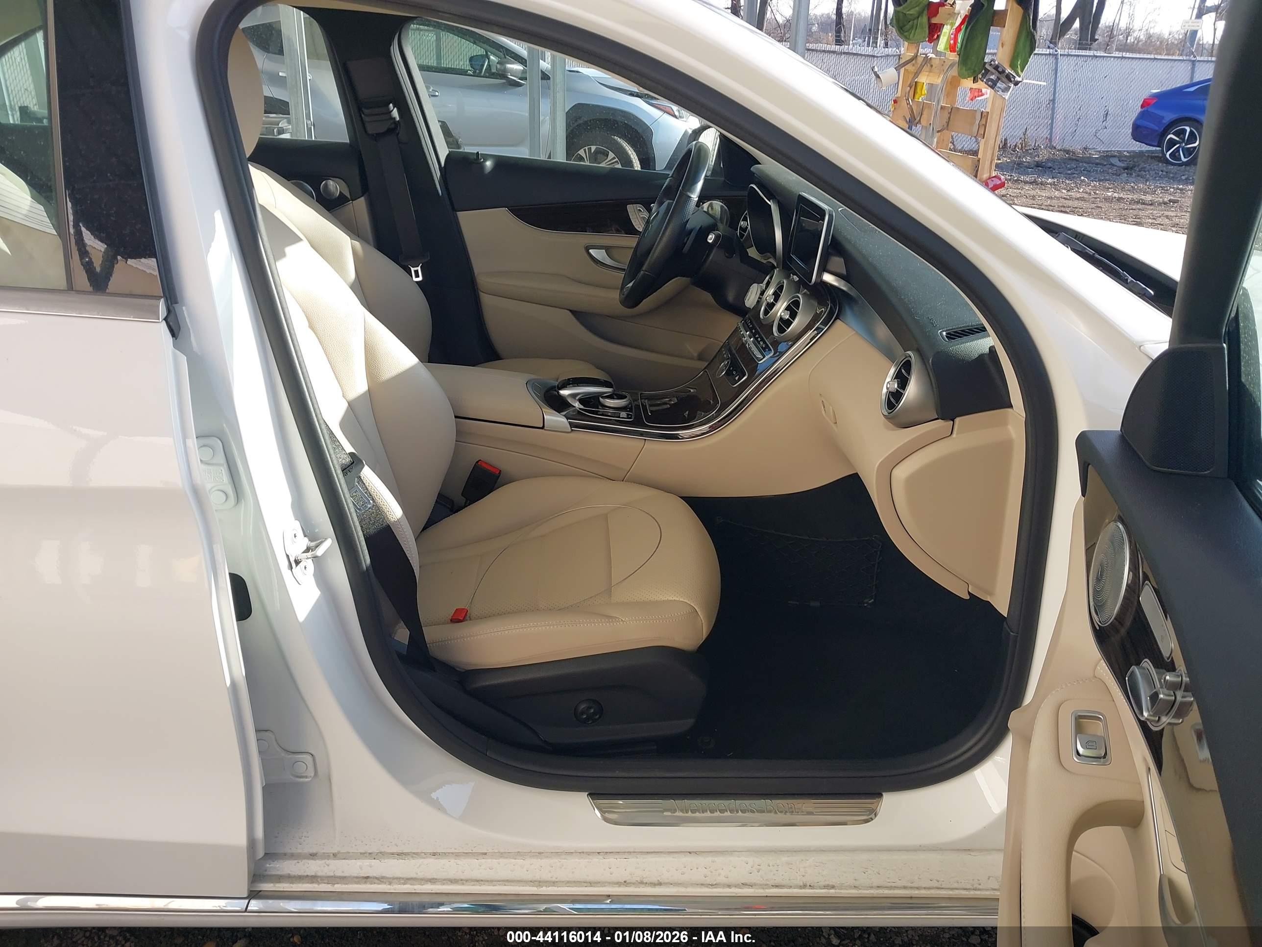 MERCEDES-BENZ C image 5