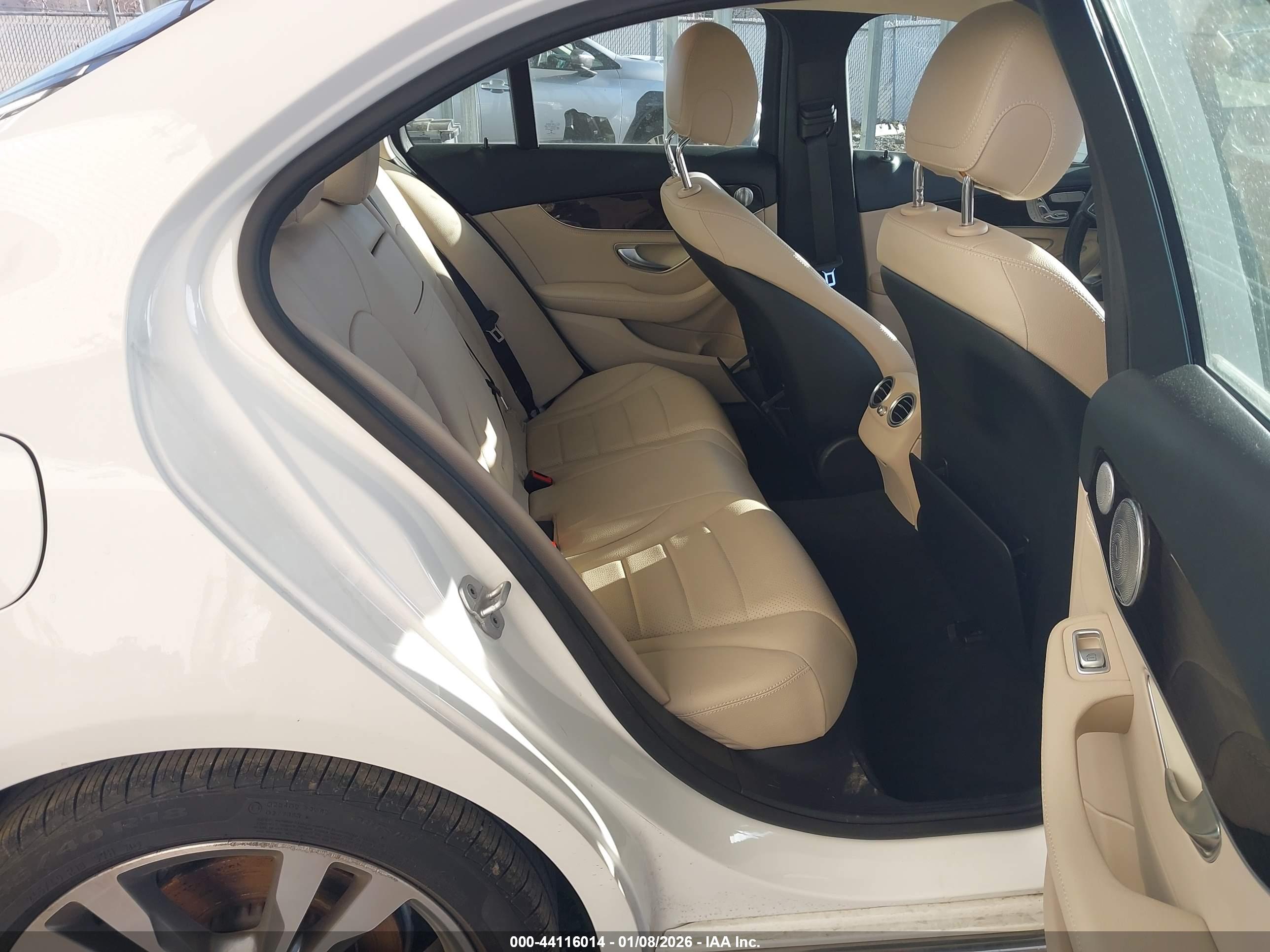 MERCEDES-BENZ C image 8