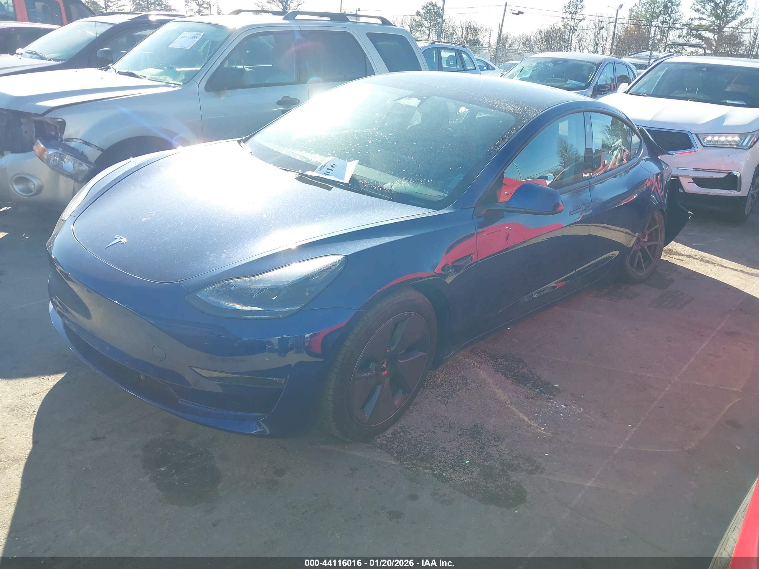 TESLA MODEL image 2