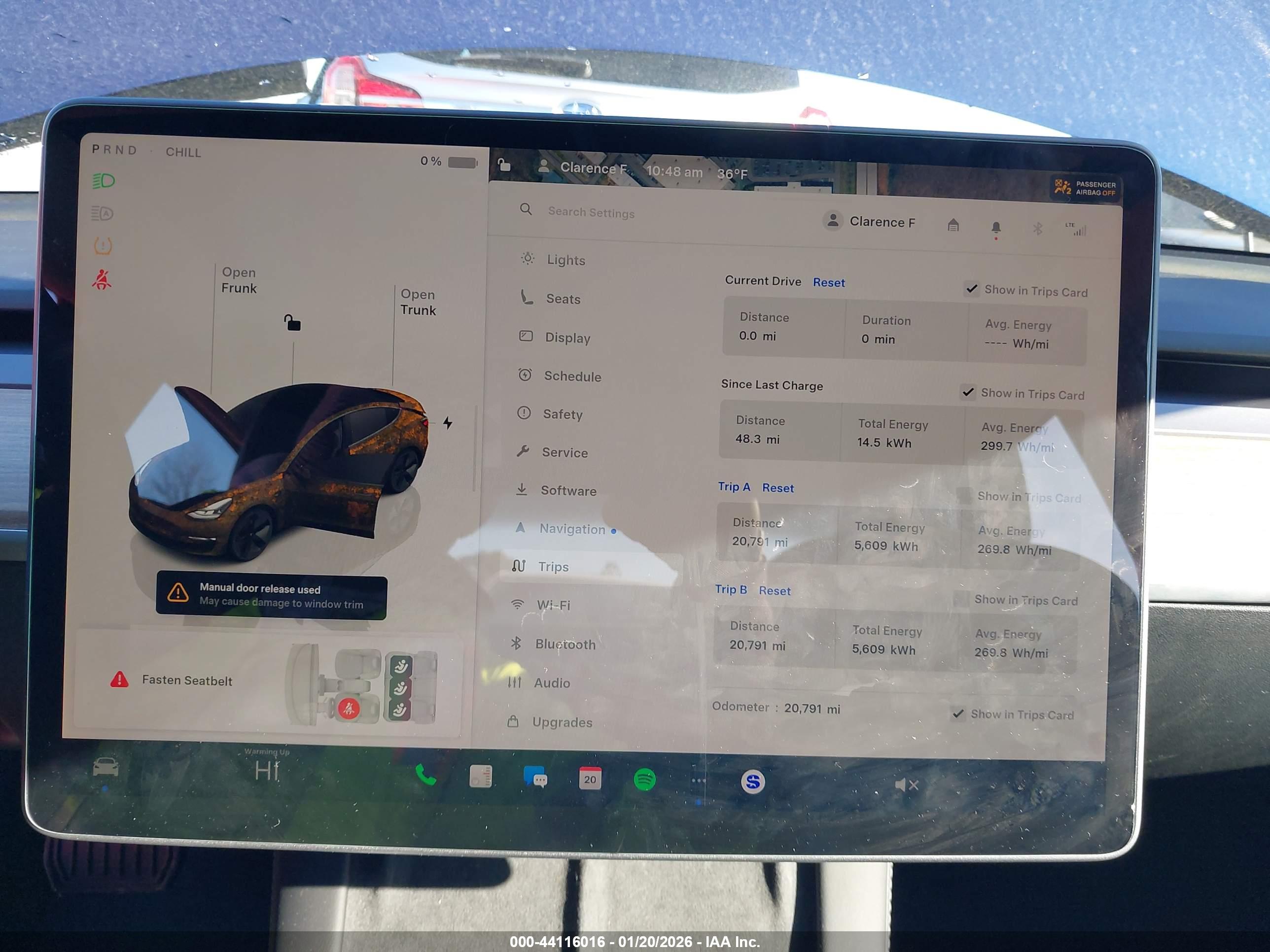 TESLA MODEL image 7