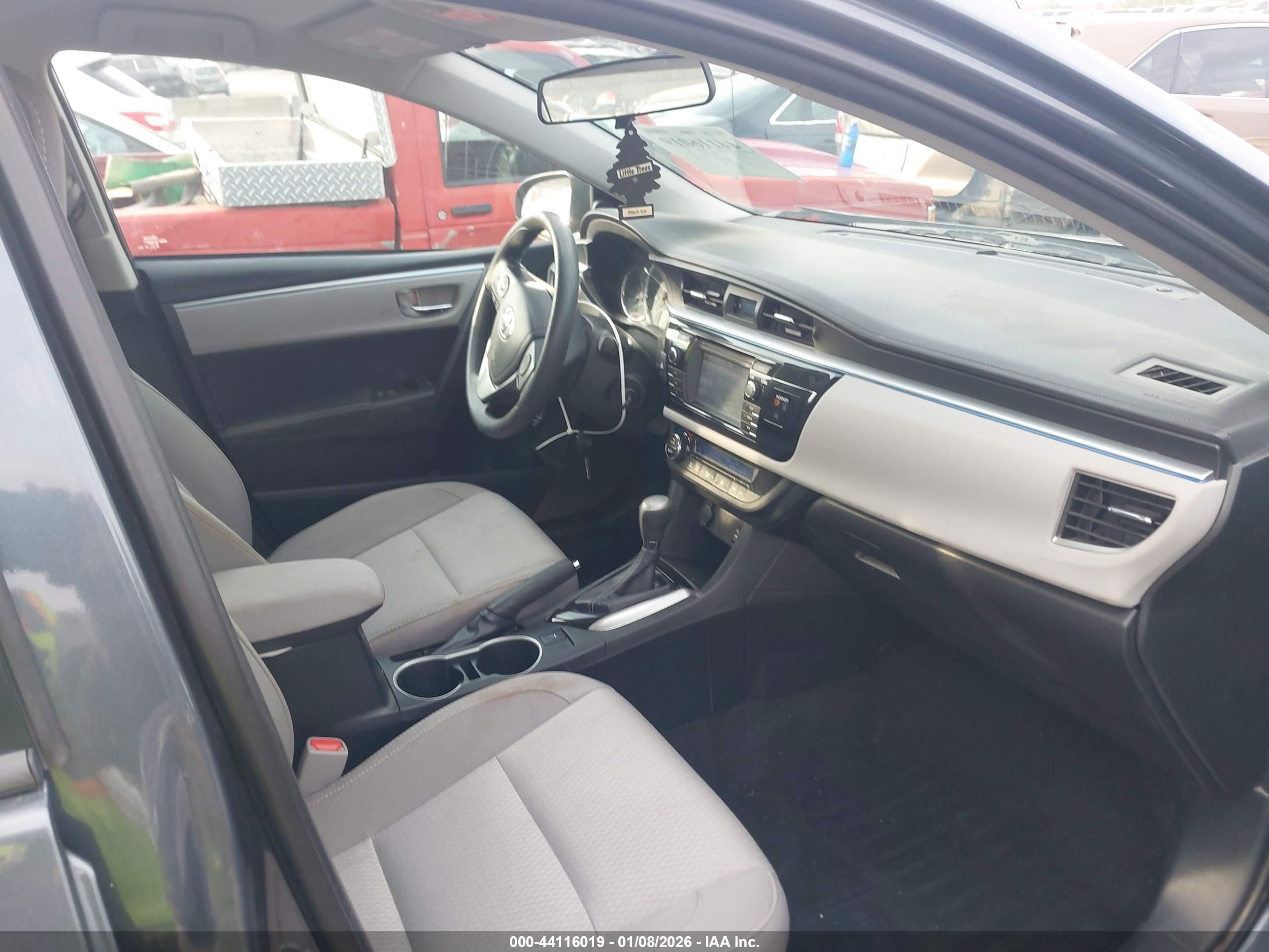 TOYOTA COROLLA image 5