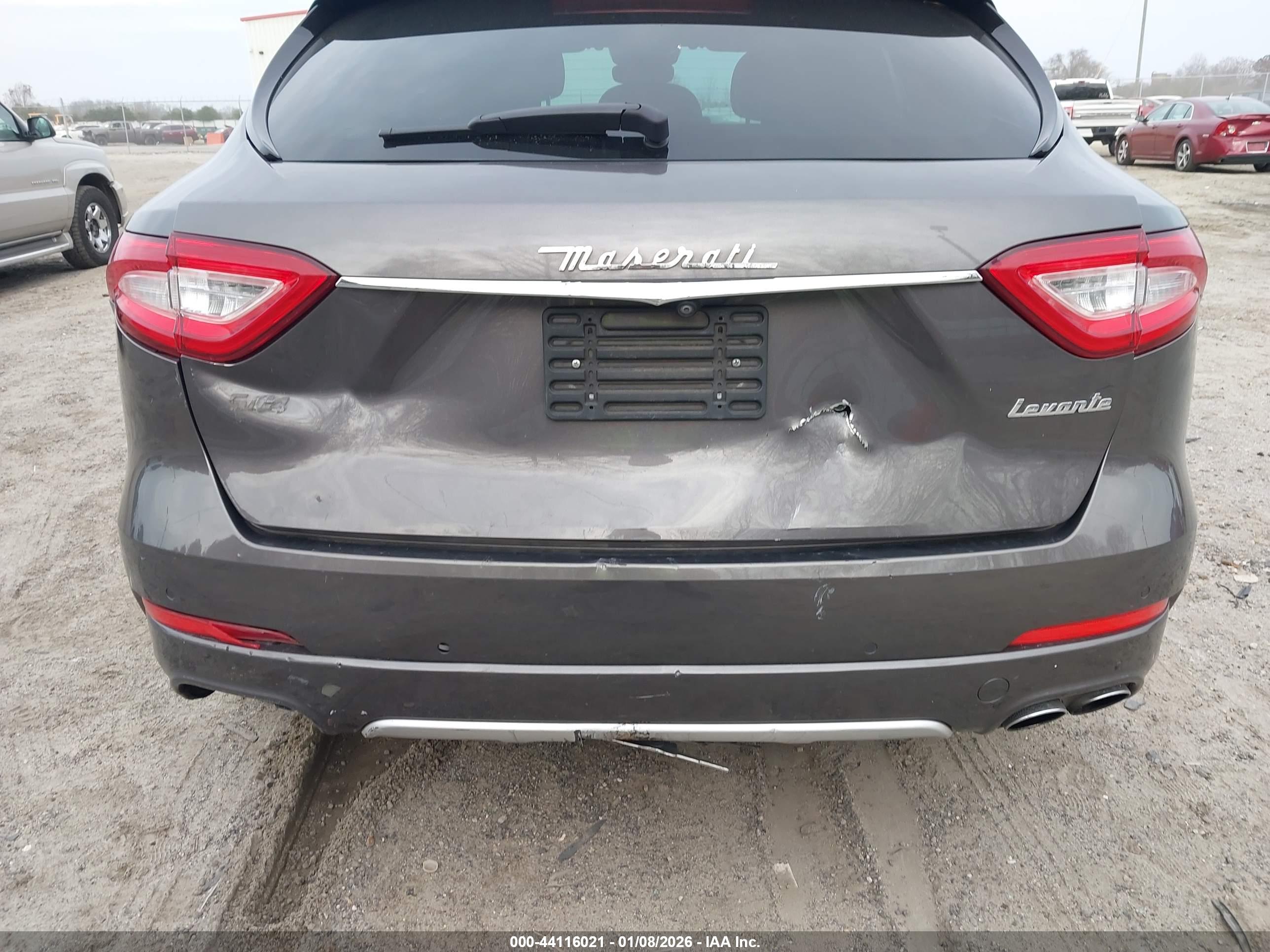 MASERATI LEVANTE image 6