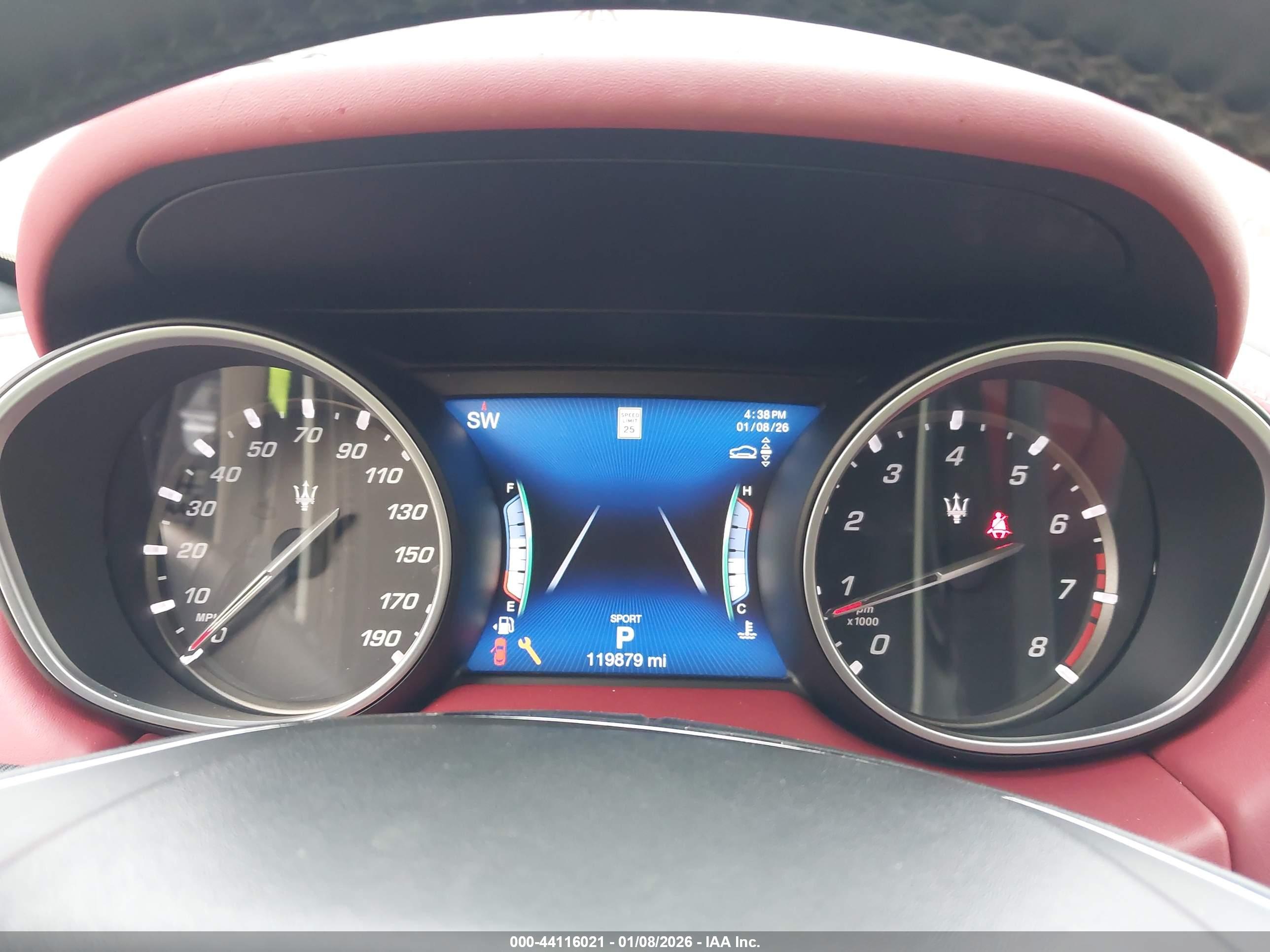 MASERATI LEVANTE image 7
