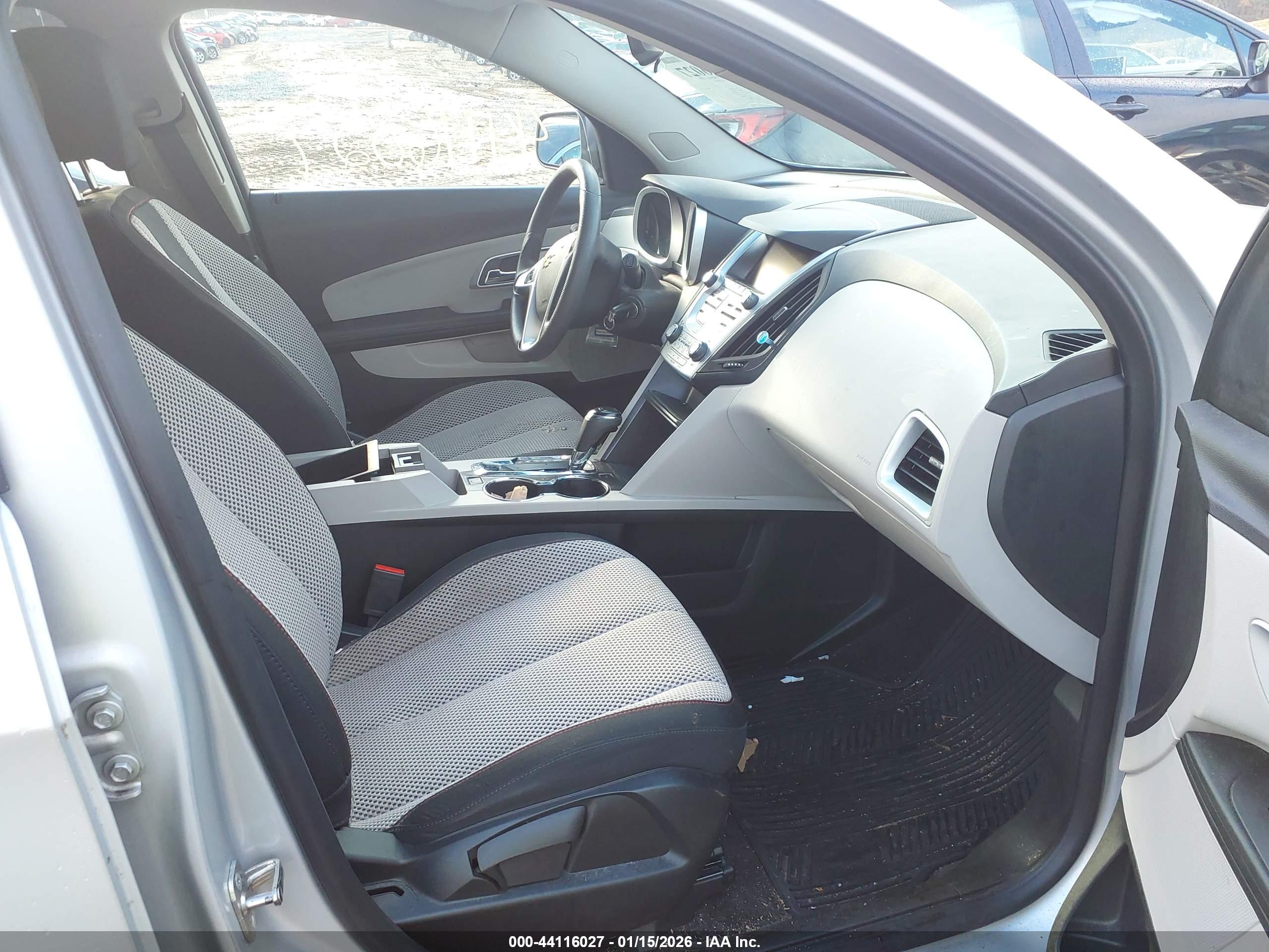 CHEVROLET EQUINOX image 5