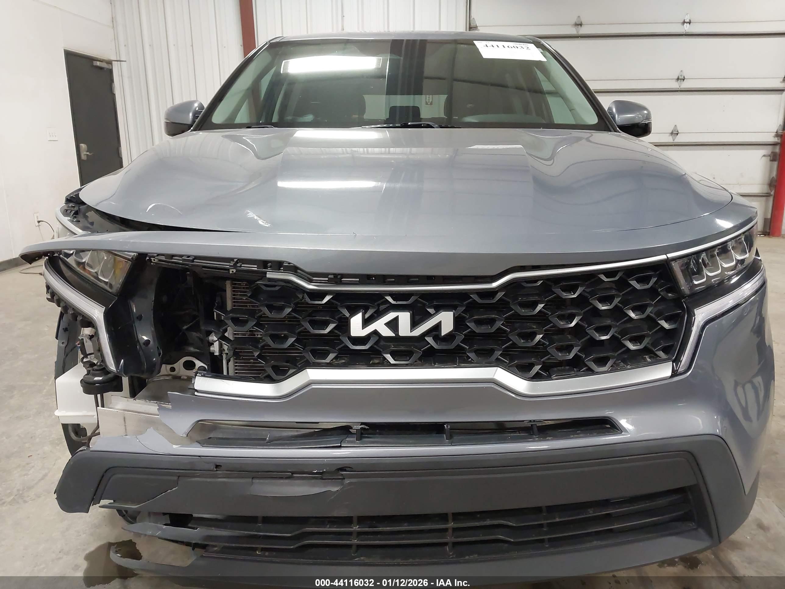 KIA SORENTO image 6