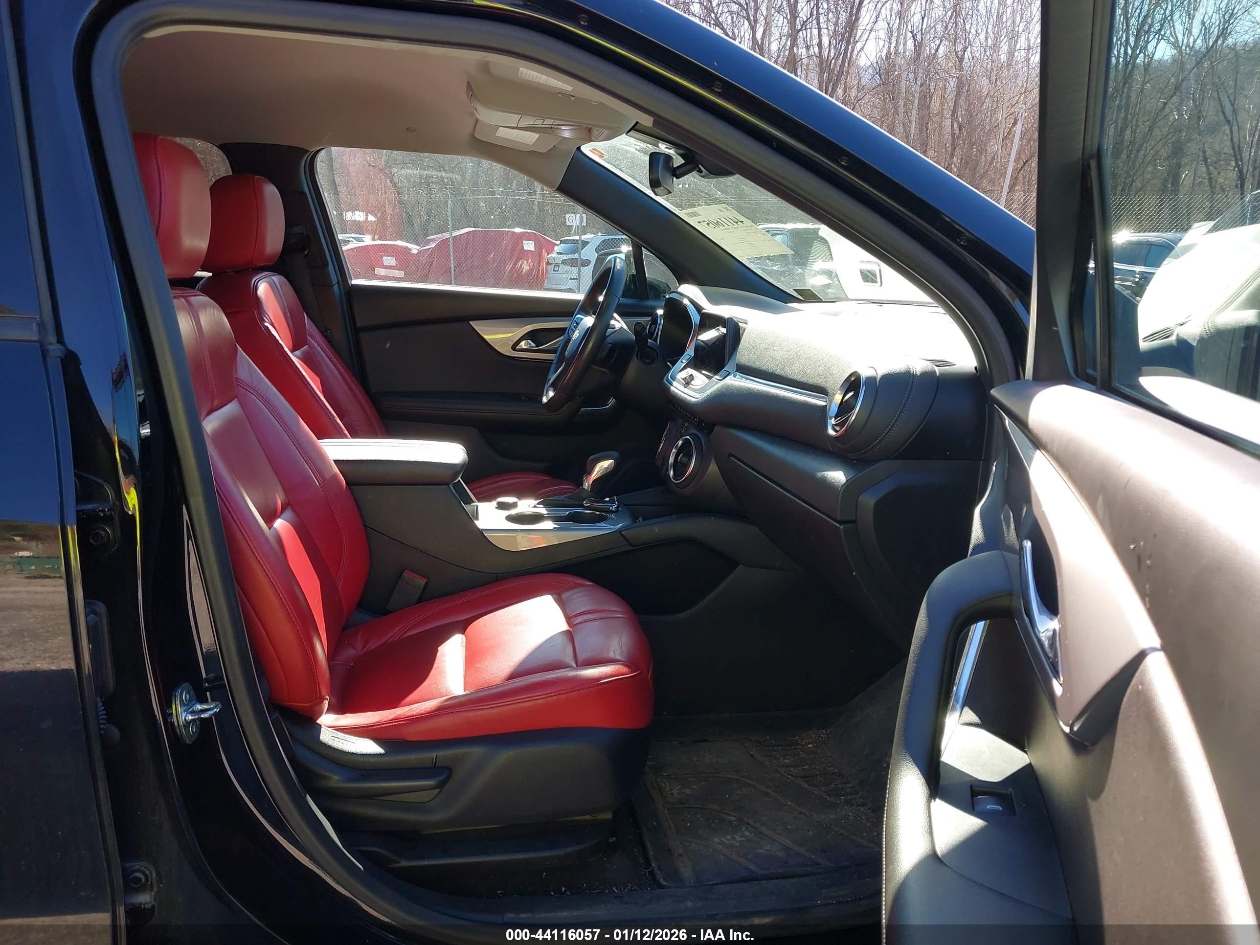 CHEVROLET BLAZER image 5