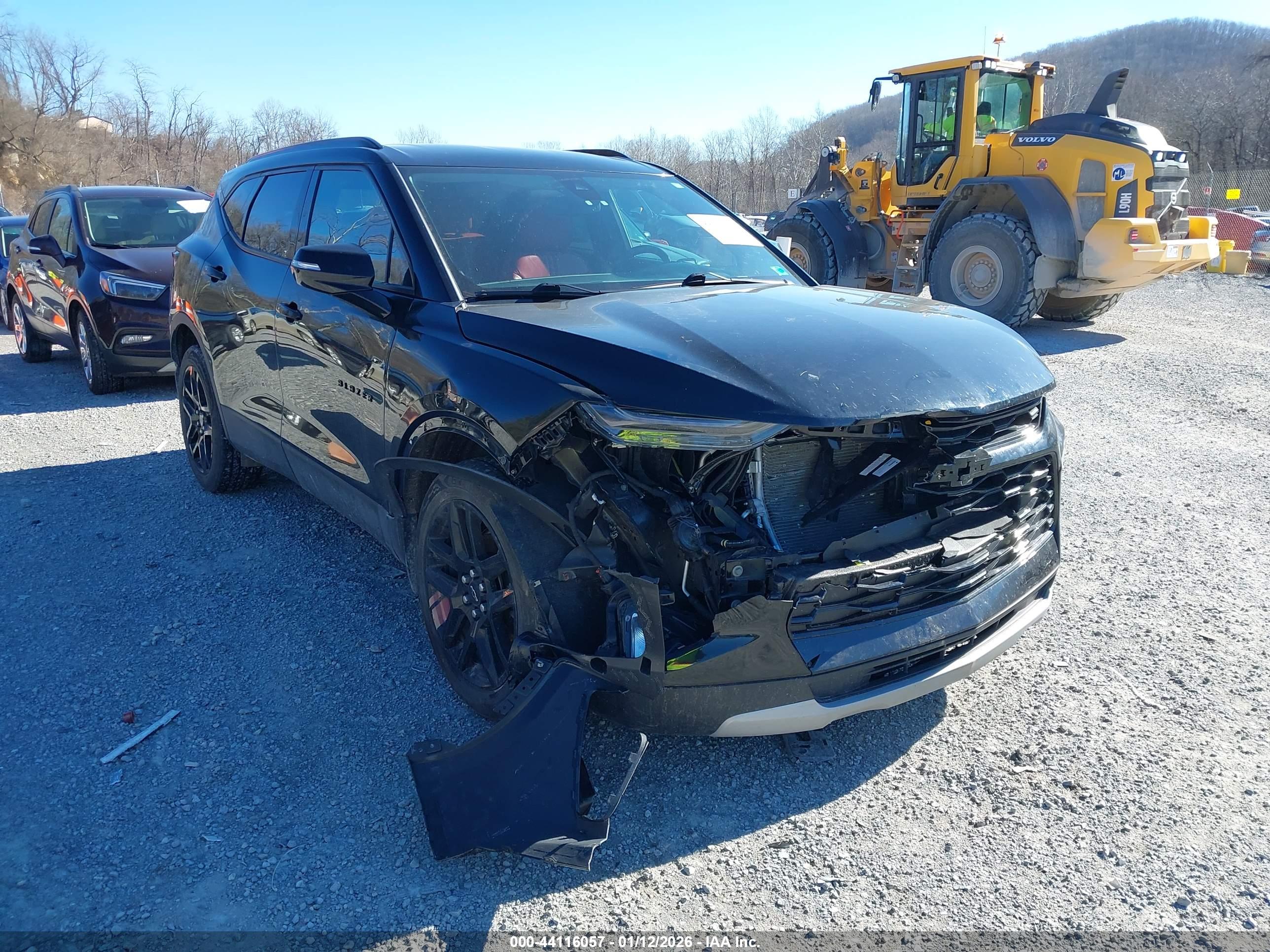 CHEVROLET BLAZER image 6