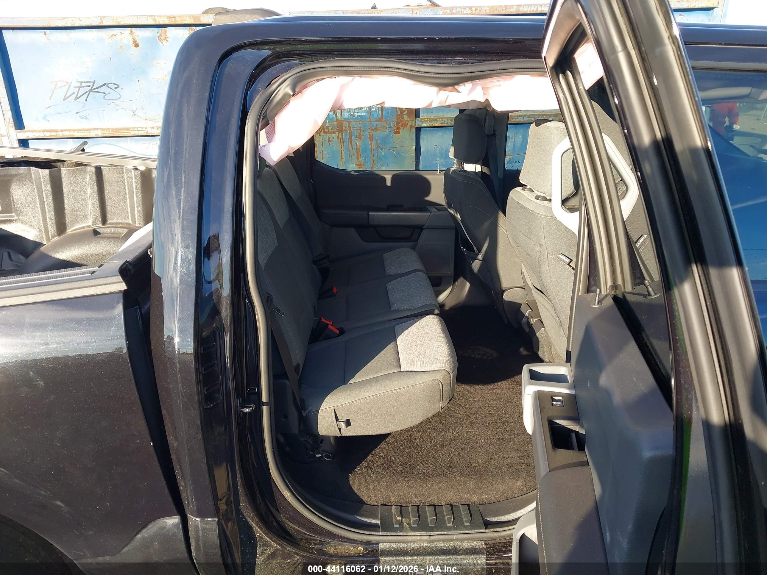 FORD F-150 image 8