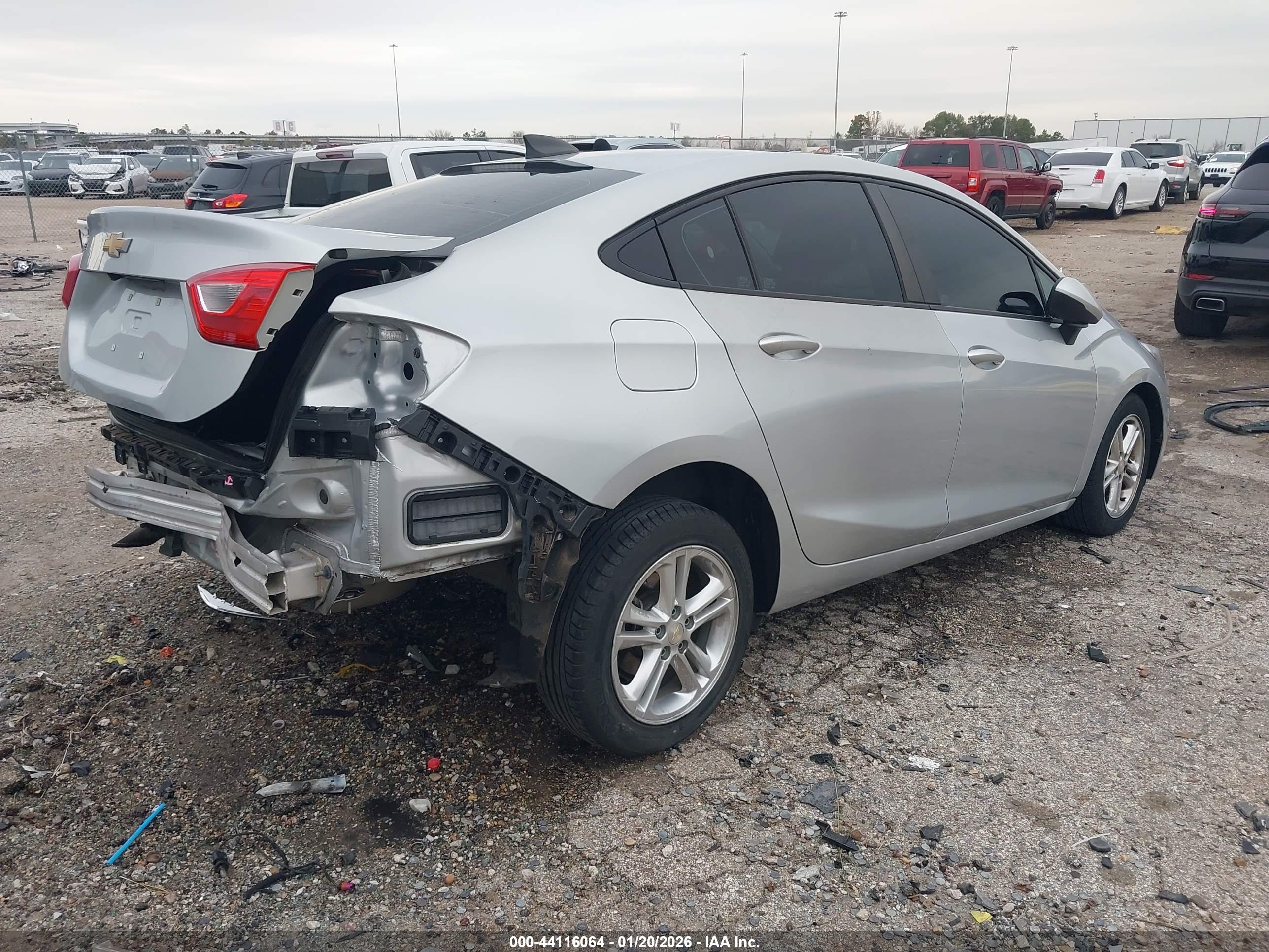 CHEVROLET CRUZE image 4