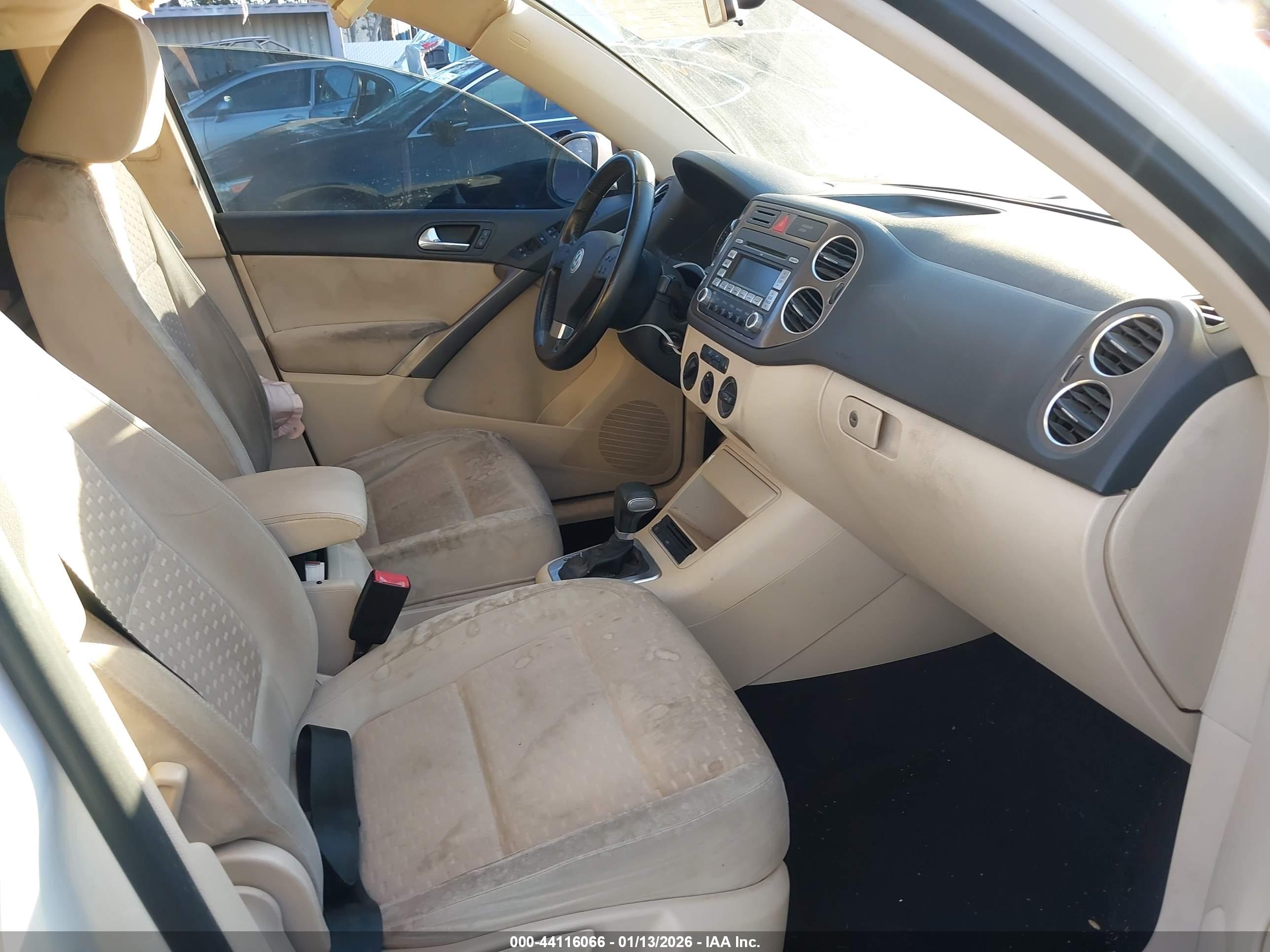 VOLKSWAGEN TIGUAN image 5