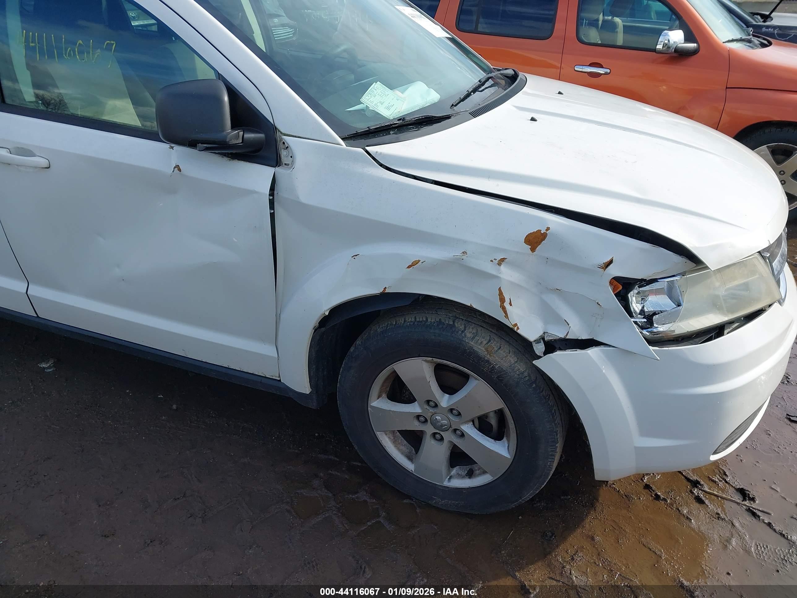 DODGE JOURNEY image 6