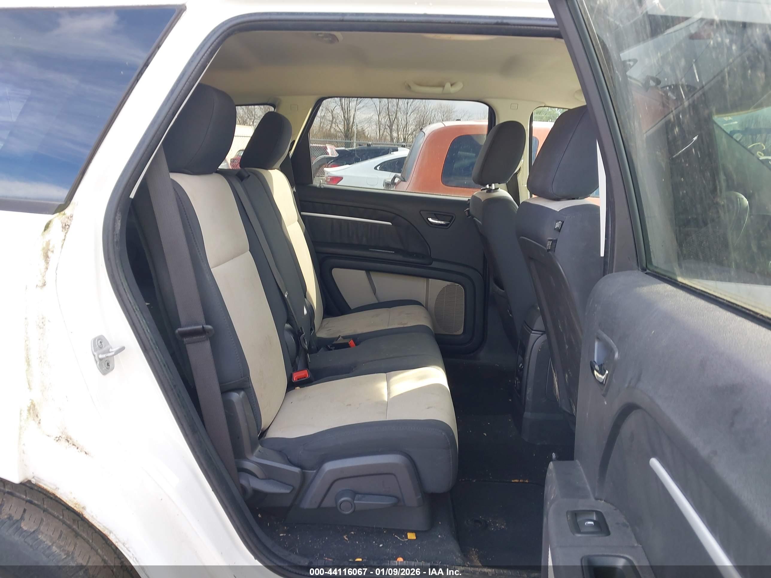 DODGE JOURNEY image 8