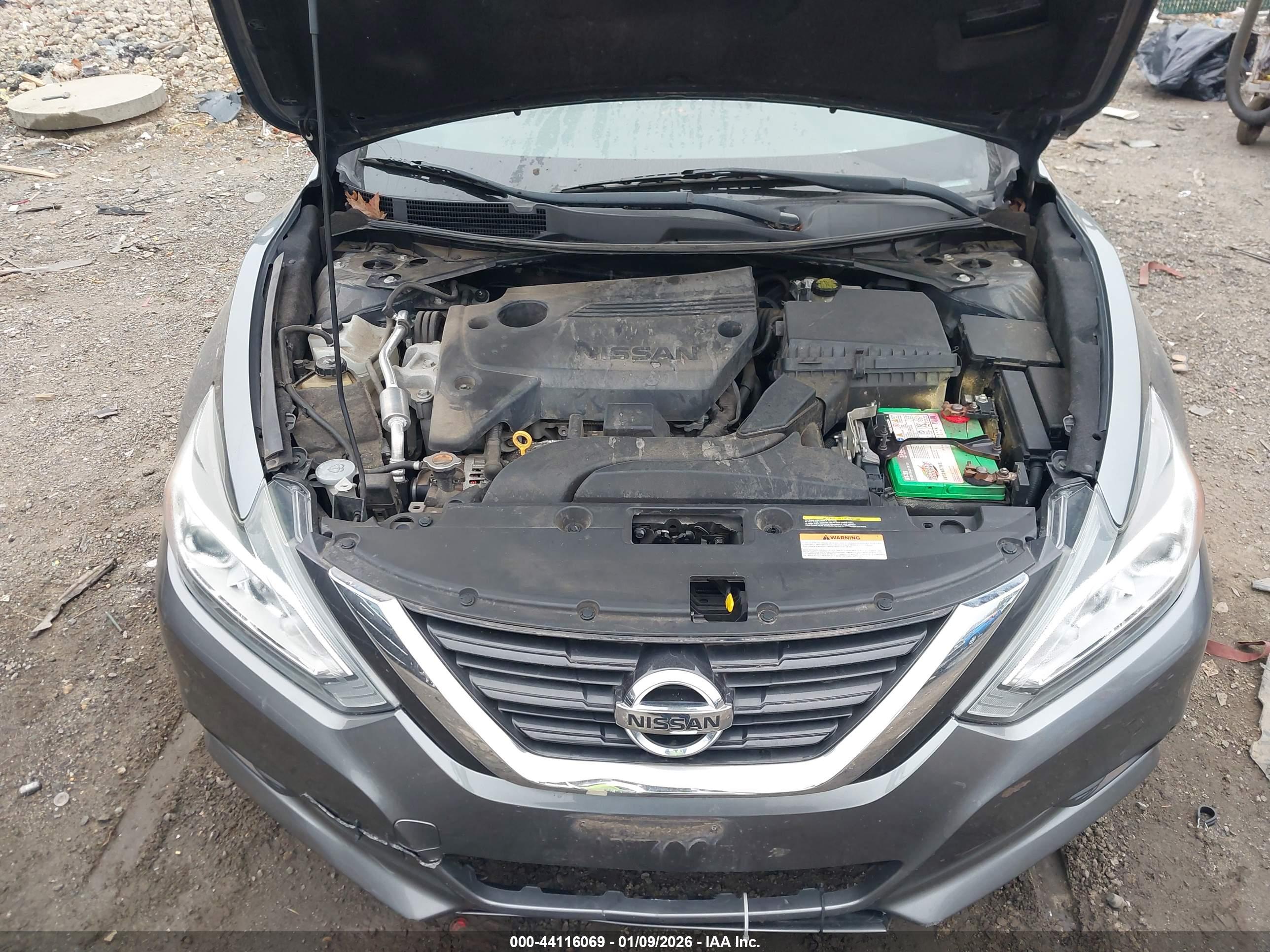 NISSAN ALTIMA image 10