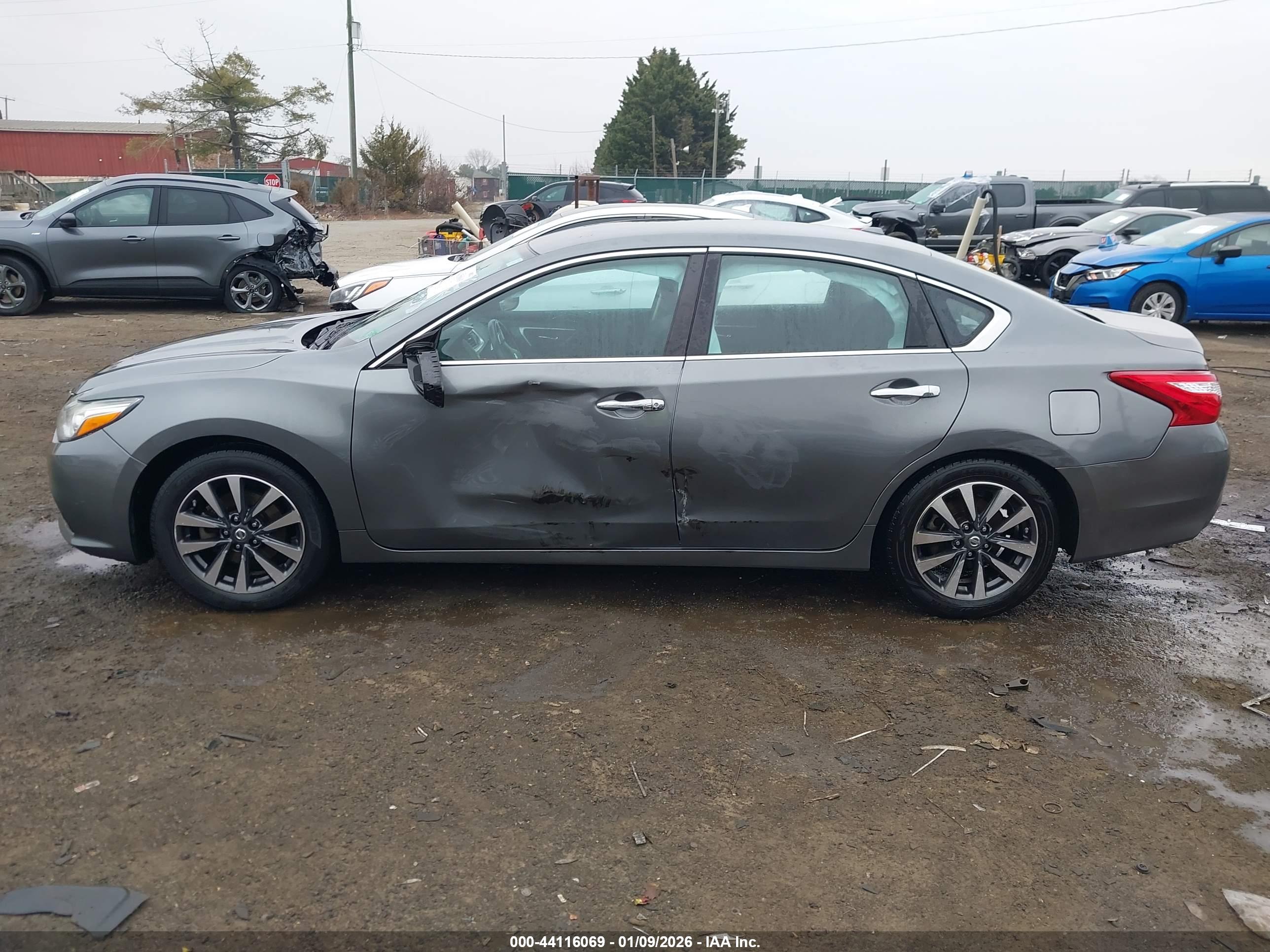 NISSAN ALTIMA image 6