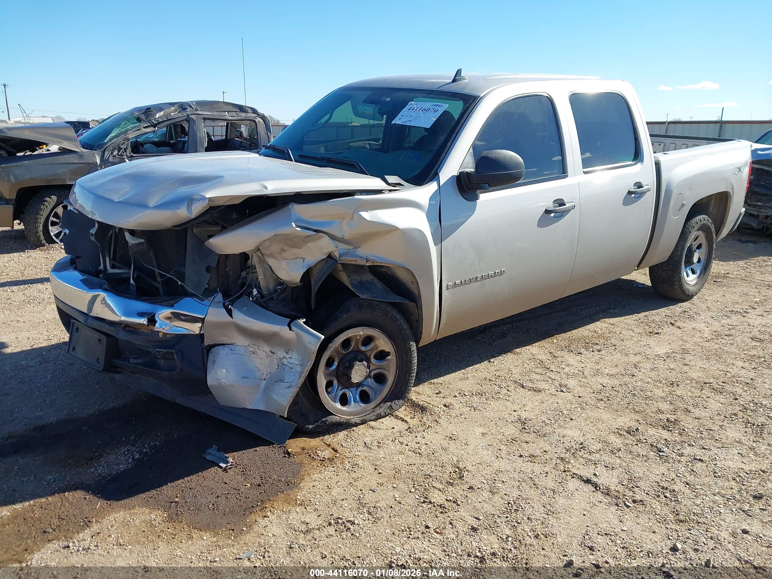 CHEVROLET SILVERADO image 2