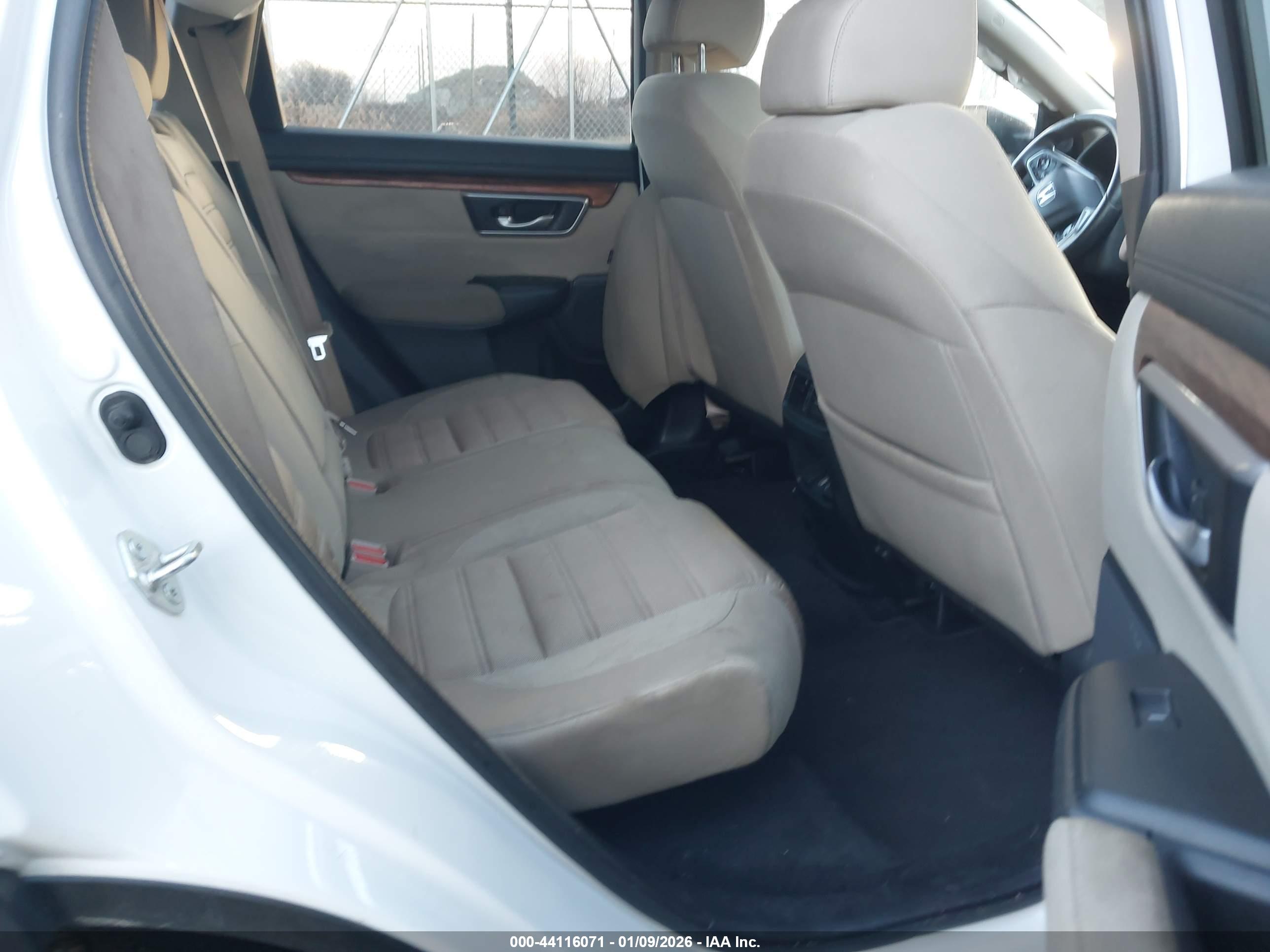 HONDA CR-V image 8