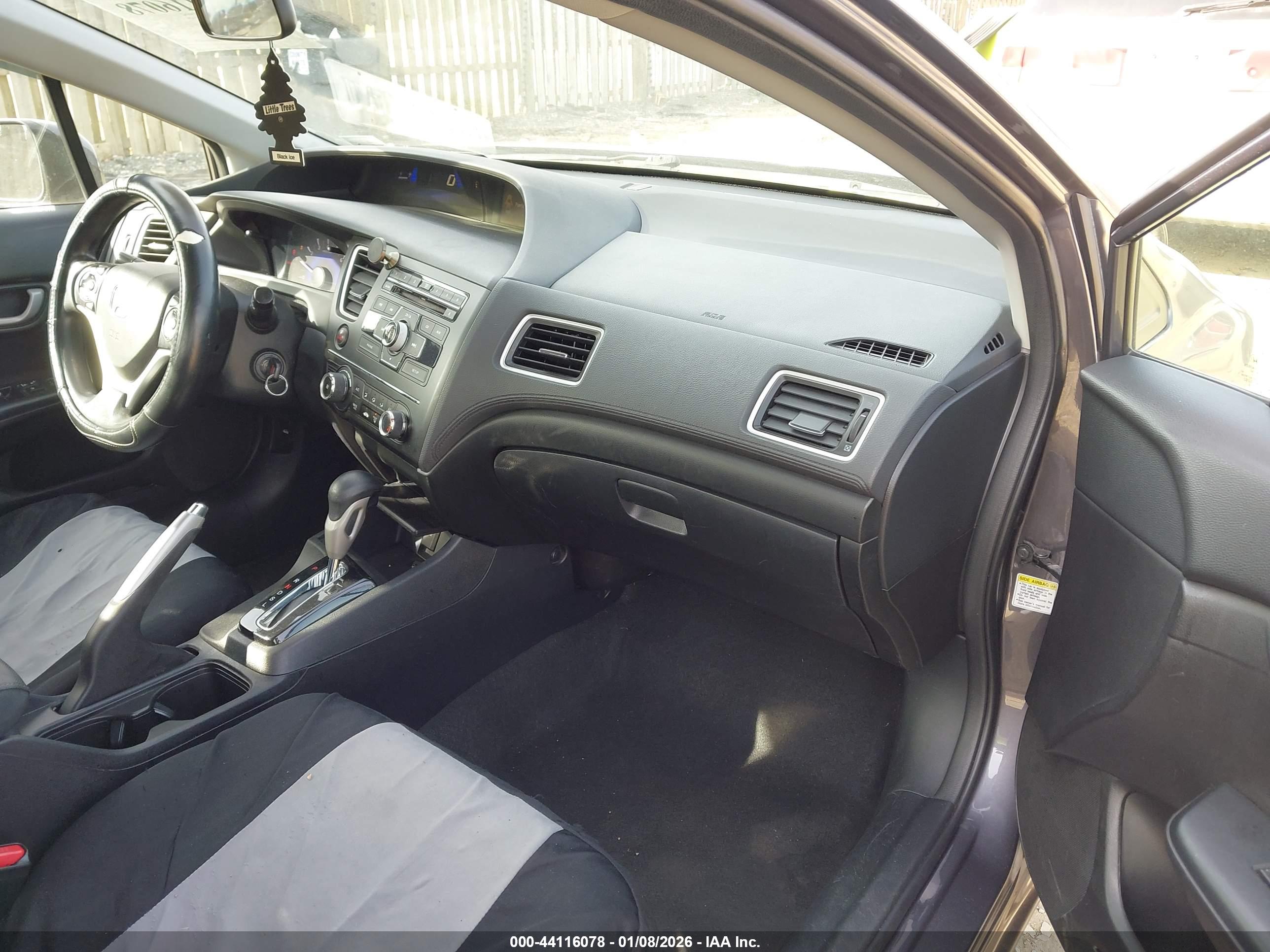 HONDA CIVIC image 5