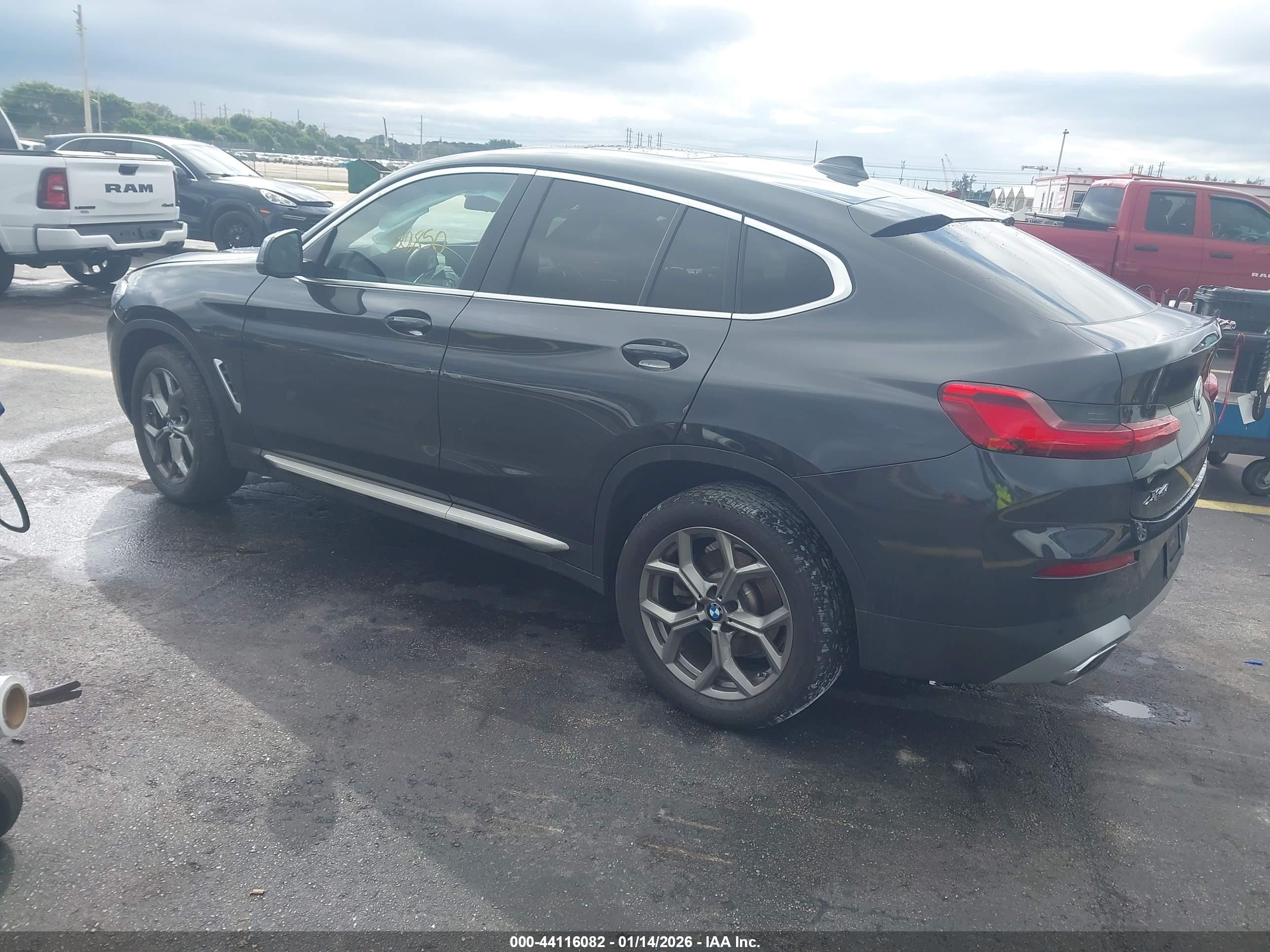 BMW X4 image 3