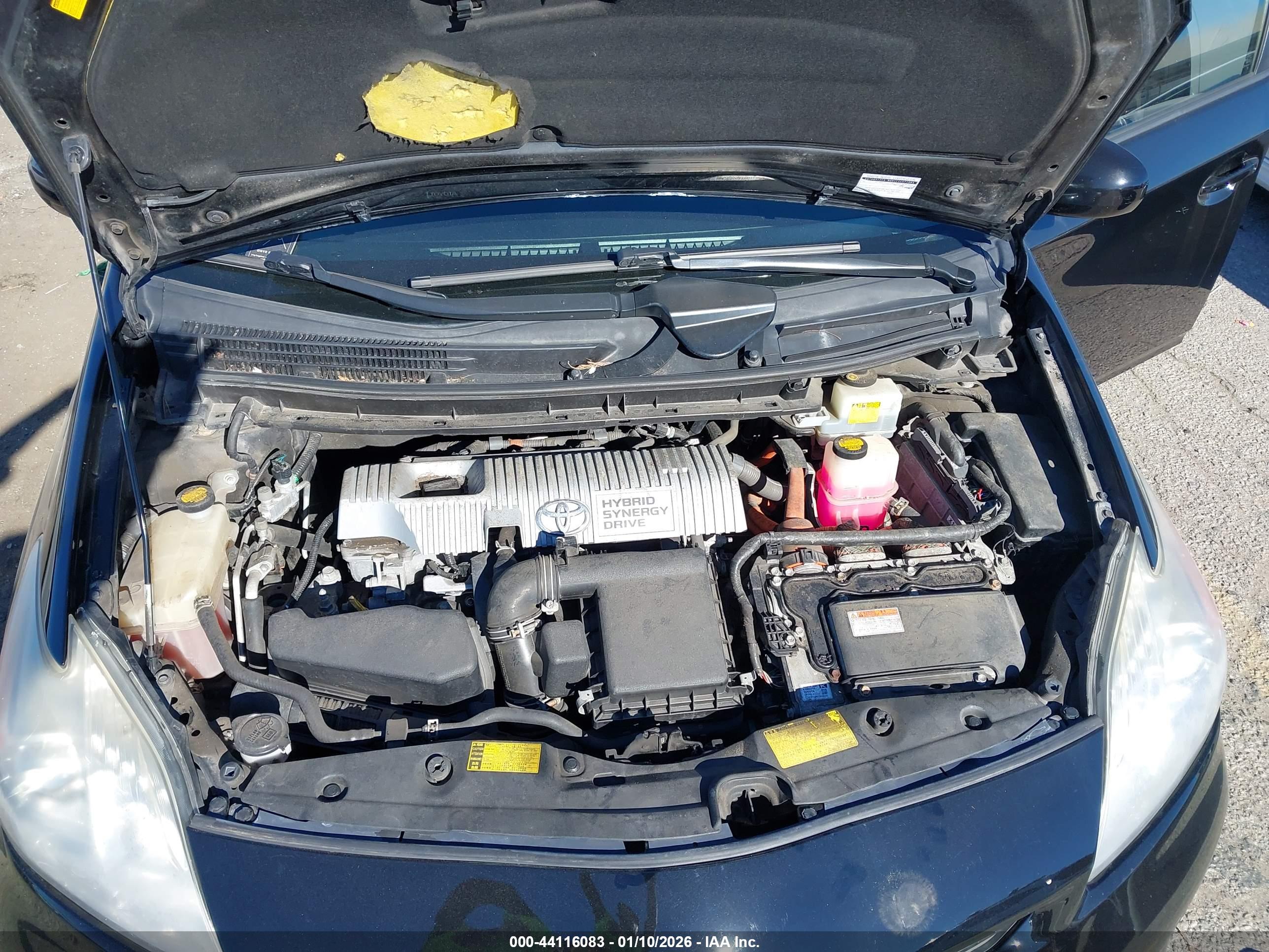 TOYOTA PRIUS image 10