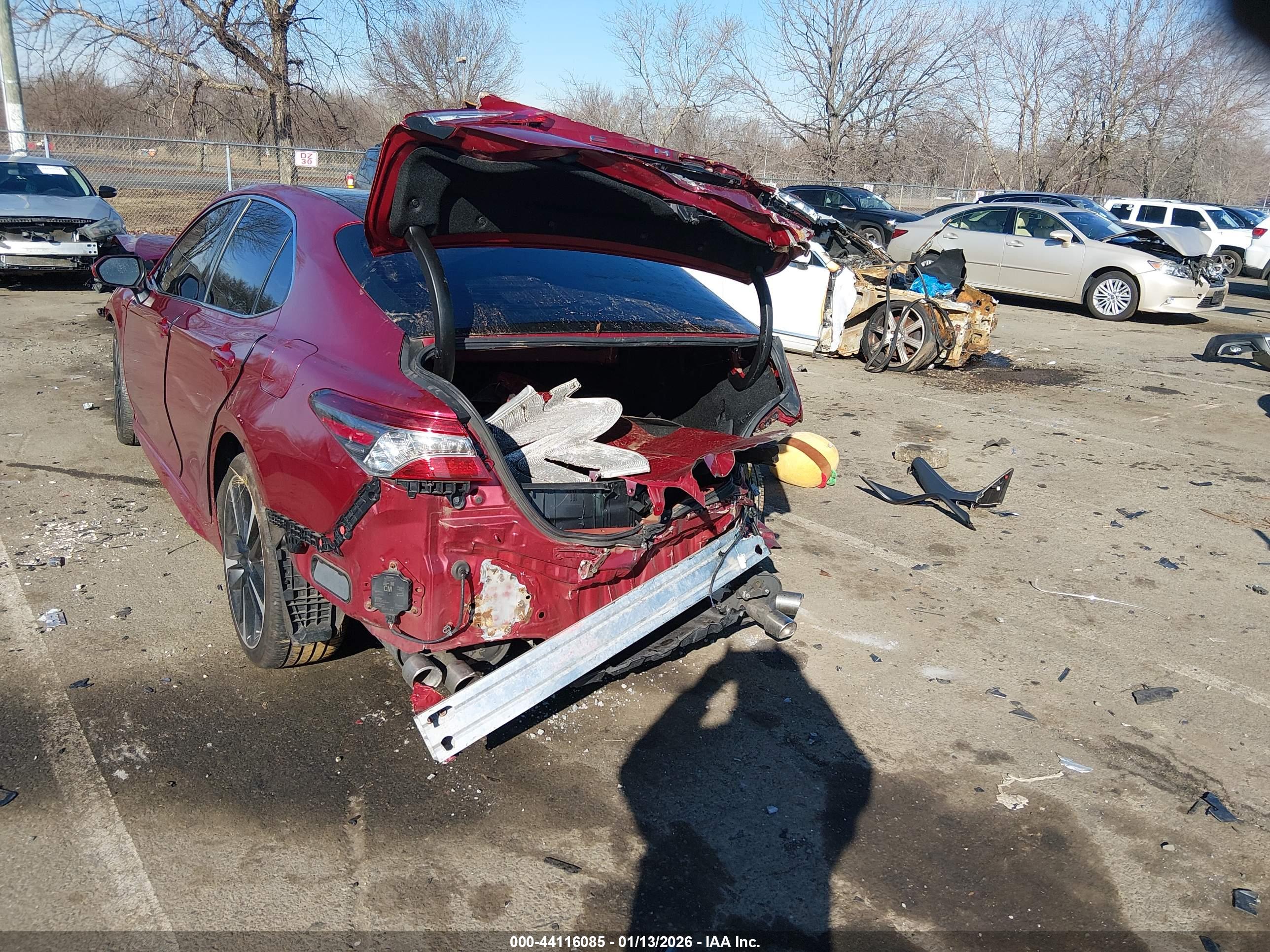TOYOTA CAMRY image 4