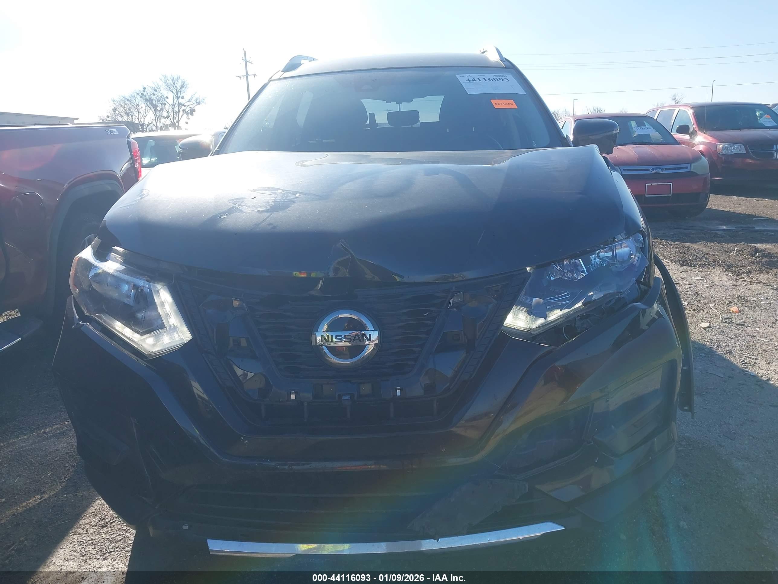 NISSAN ROGUE image 6