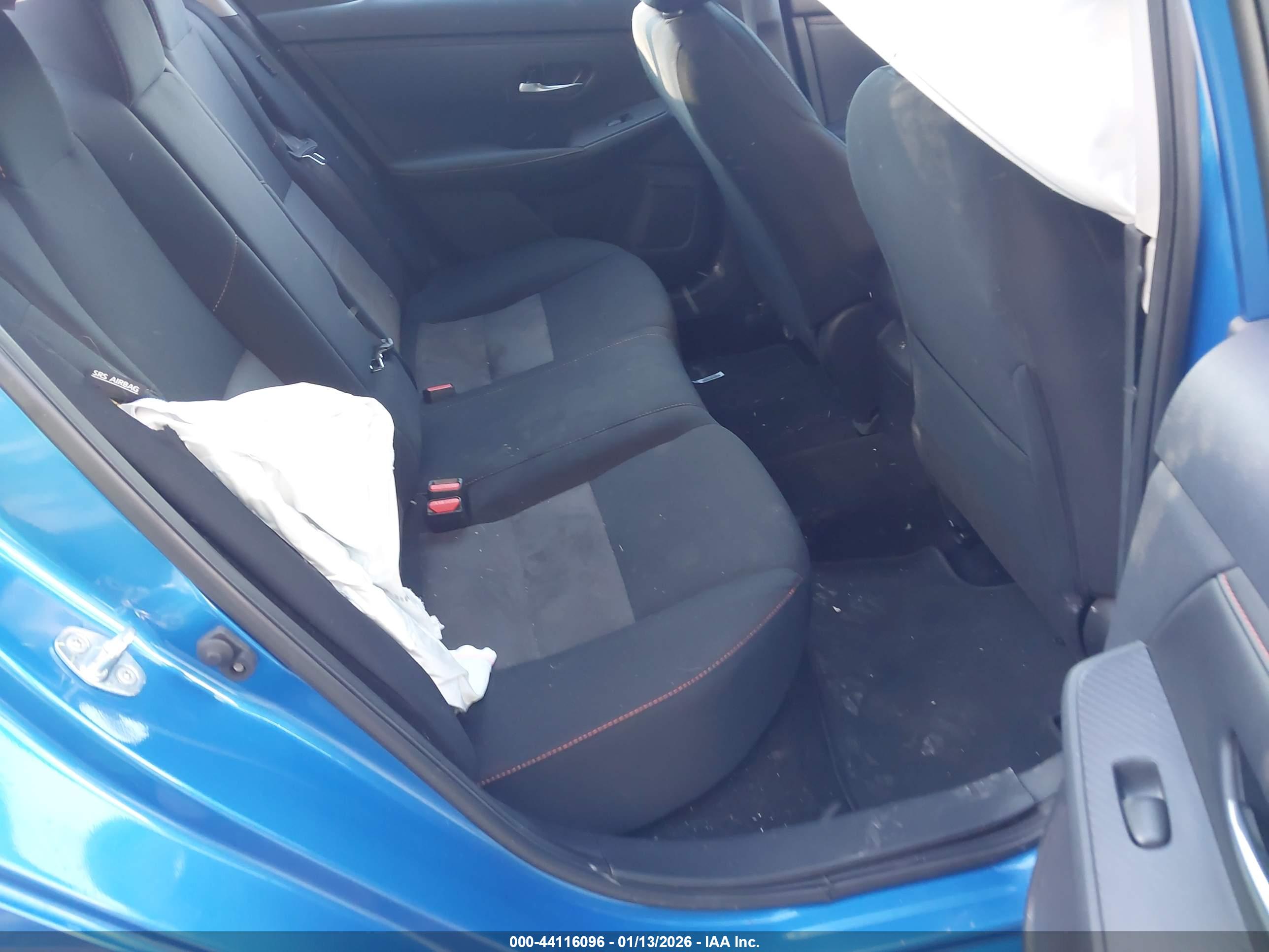 NISSAN SENTRA image 8