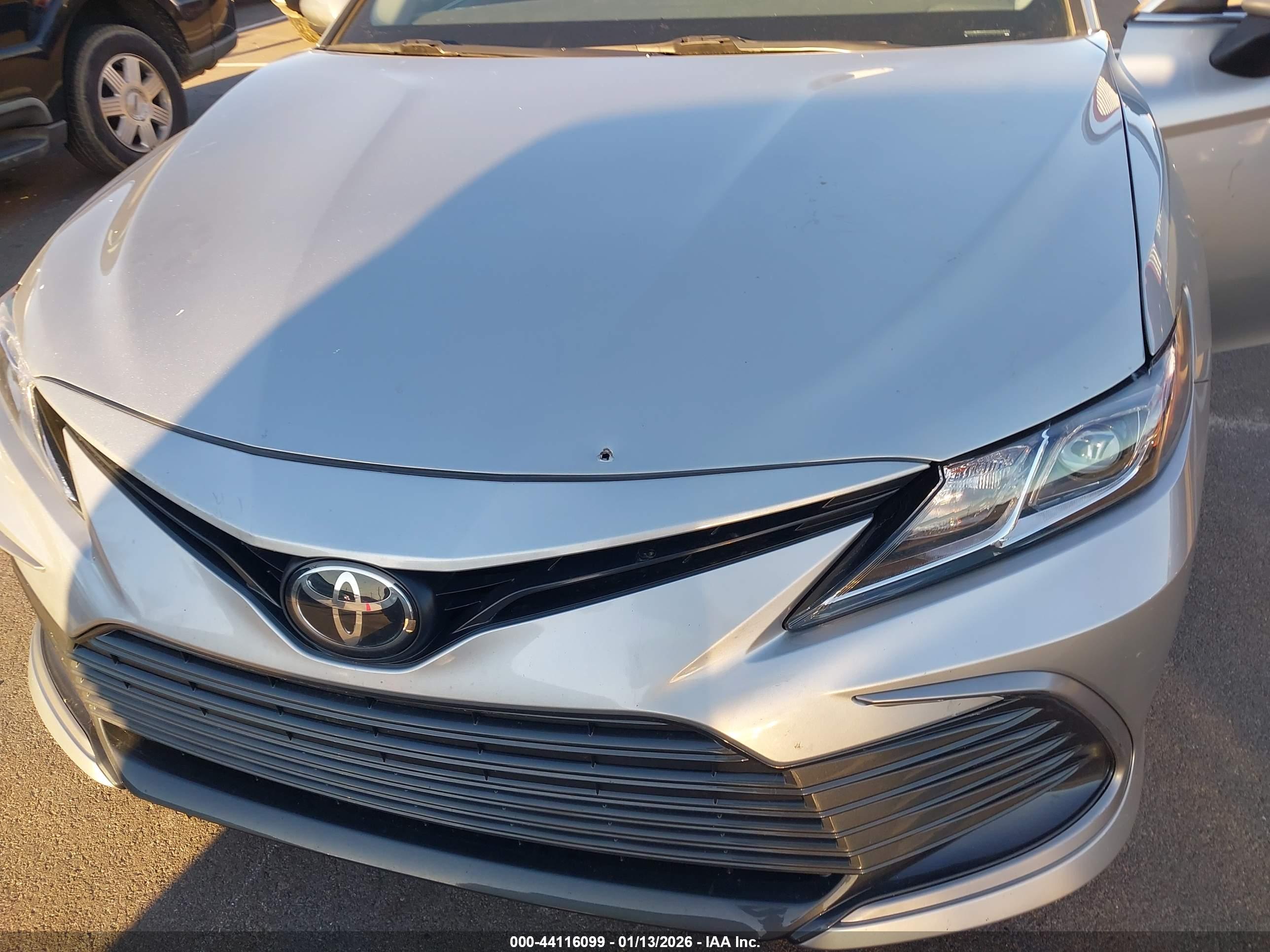 TOYOTA CAMRY image 6