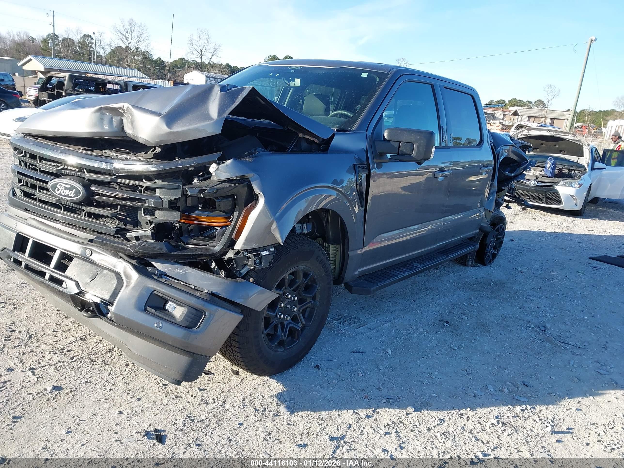 FORD F-150 image 2
