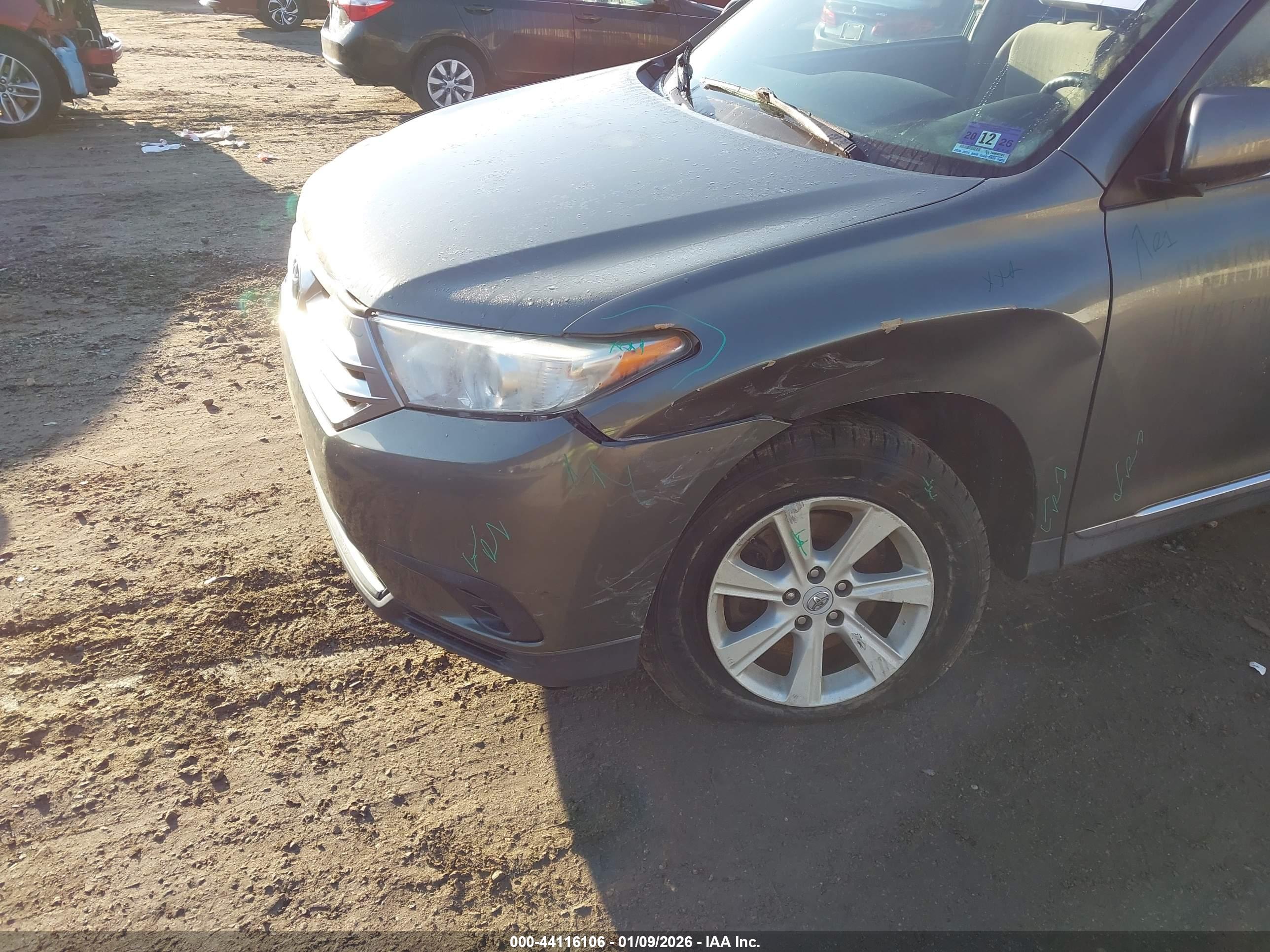 TOYOTA HIGHLANDER image 6