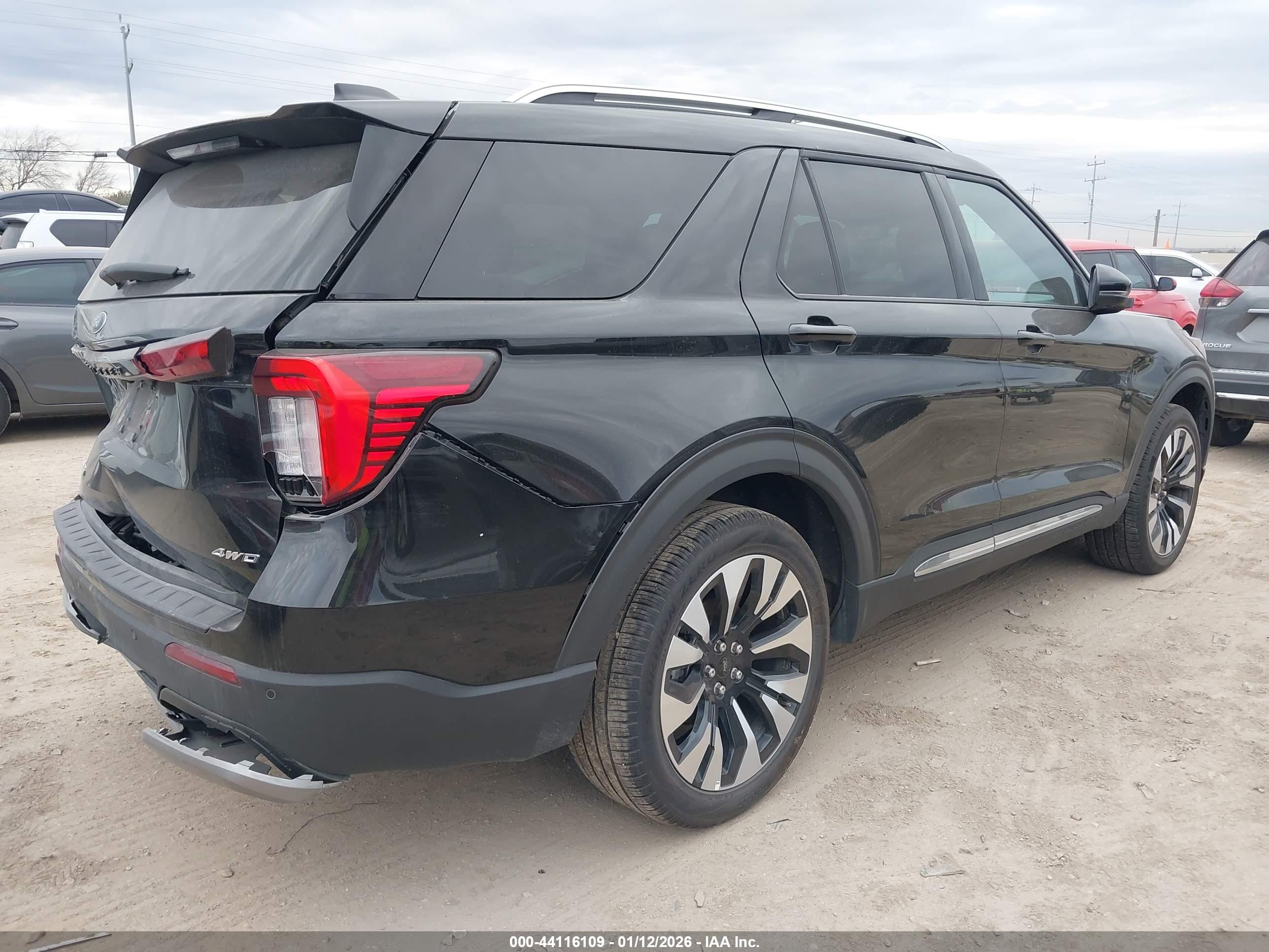 FORD EXPLORER image 4