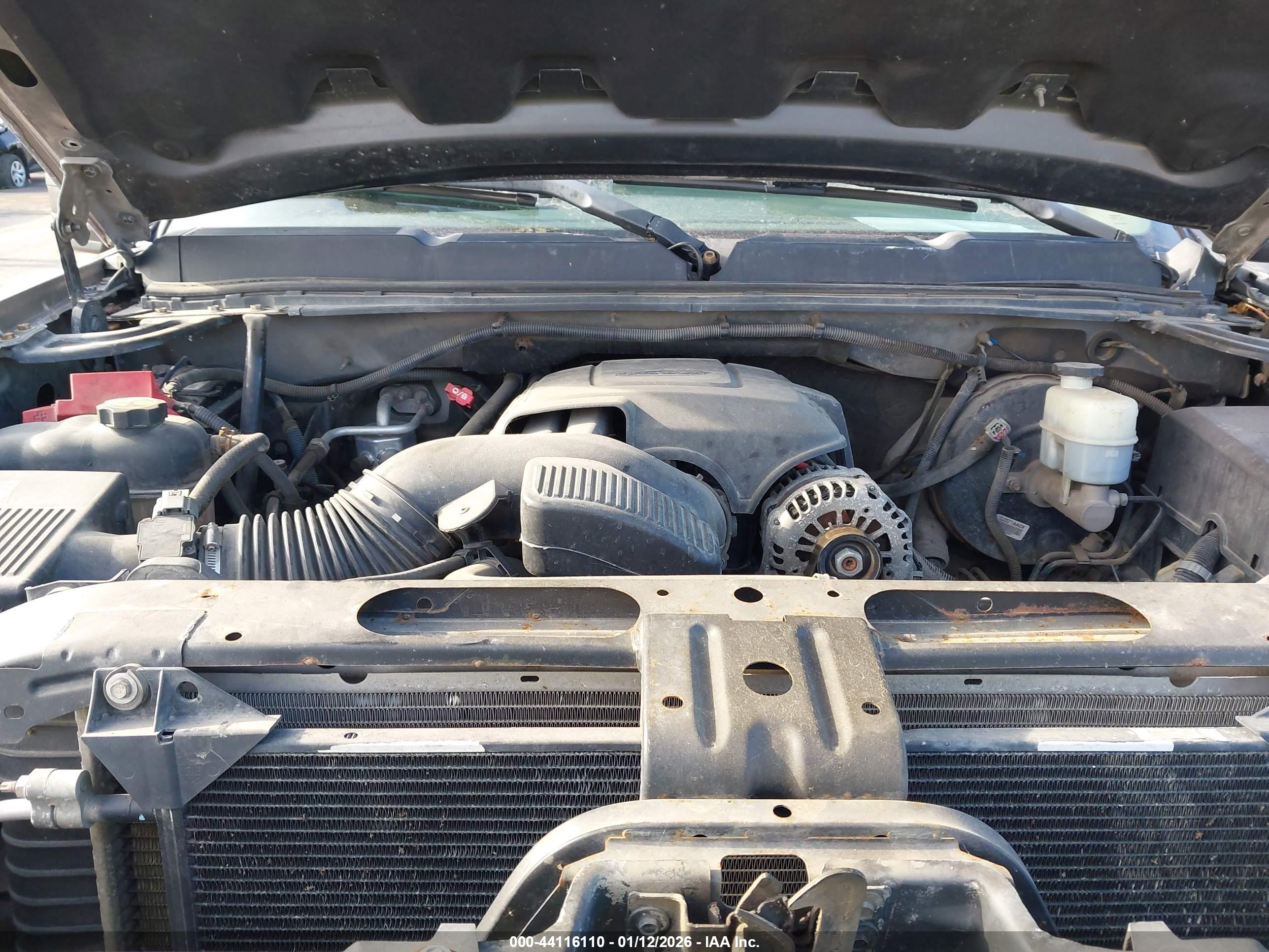 CHEVROLET SILVERADO image 10