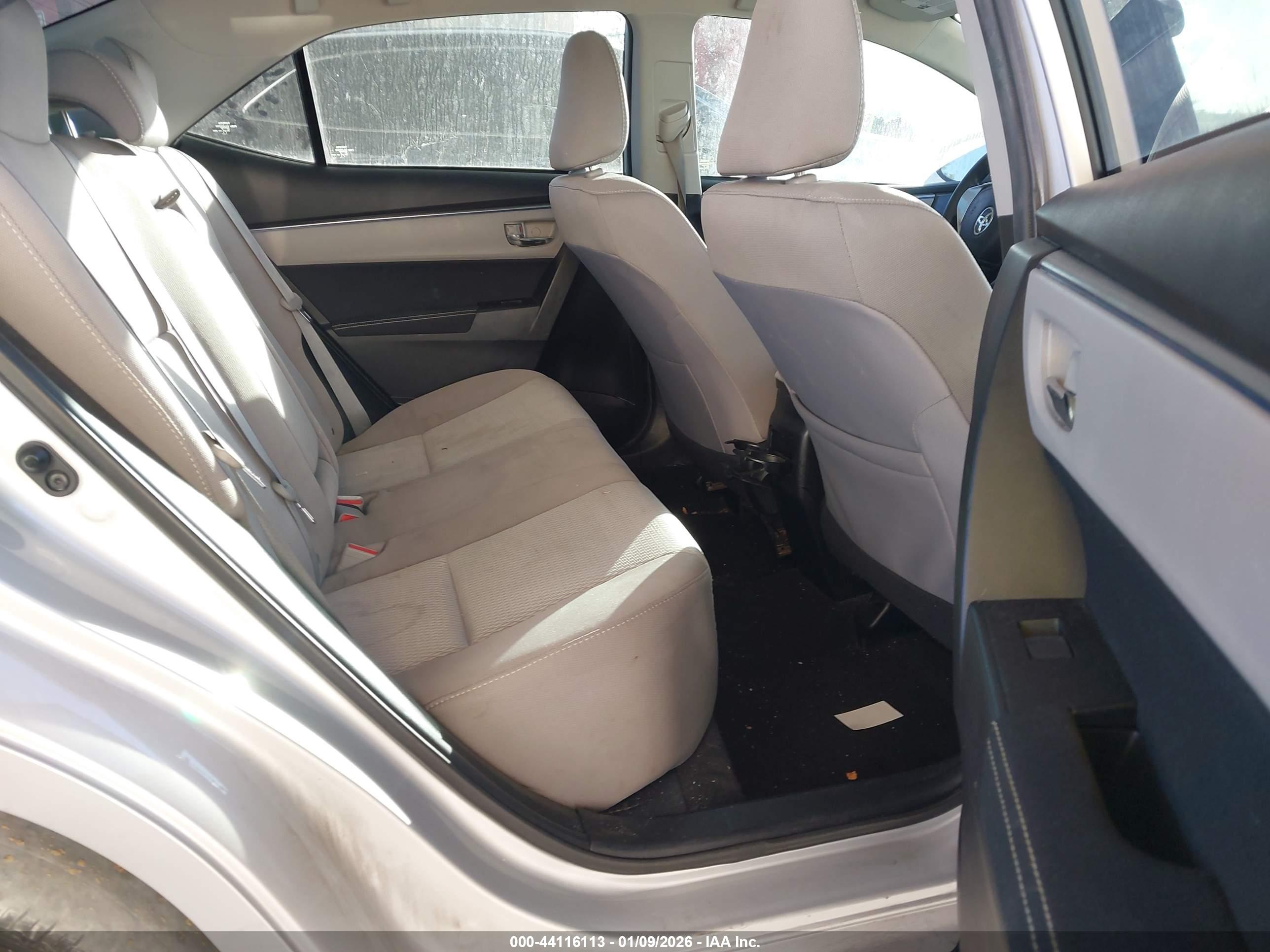TOYOTA COROLLA image 8