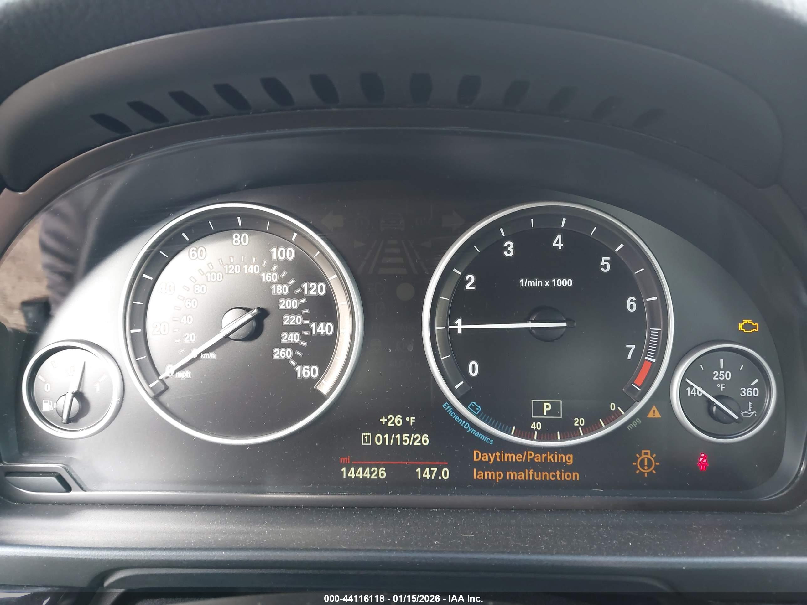 BMW 528I image 7