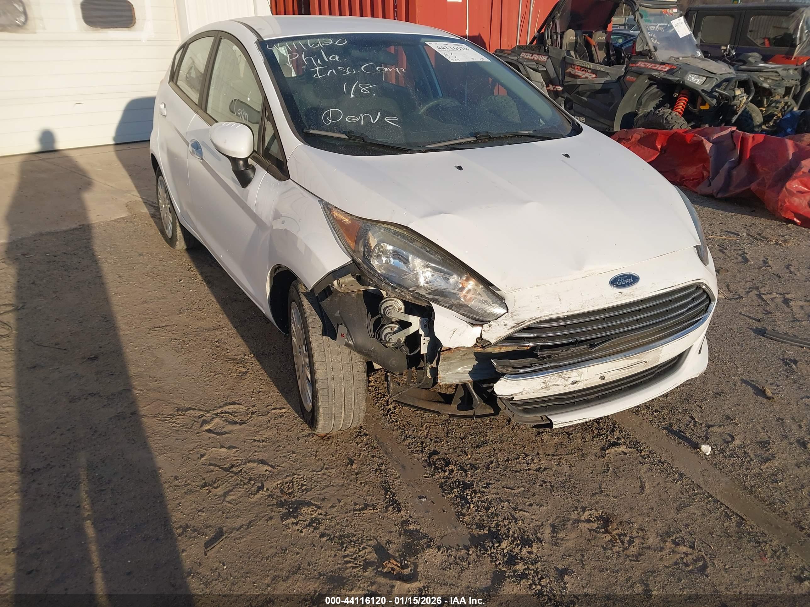 FORD FIESTA image 6