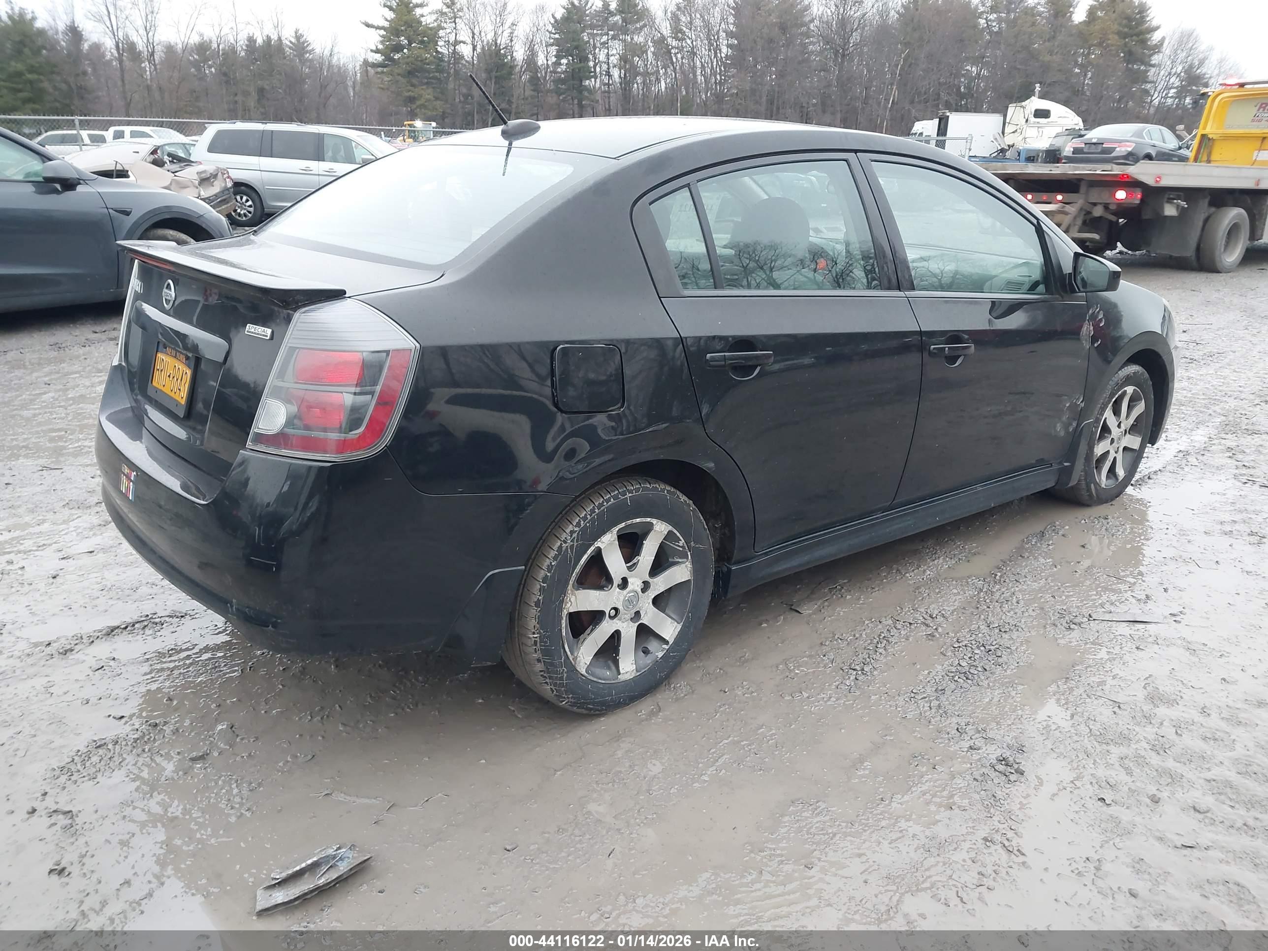 NISSAN SENTRA image 4
