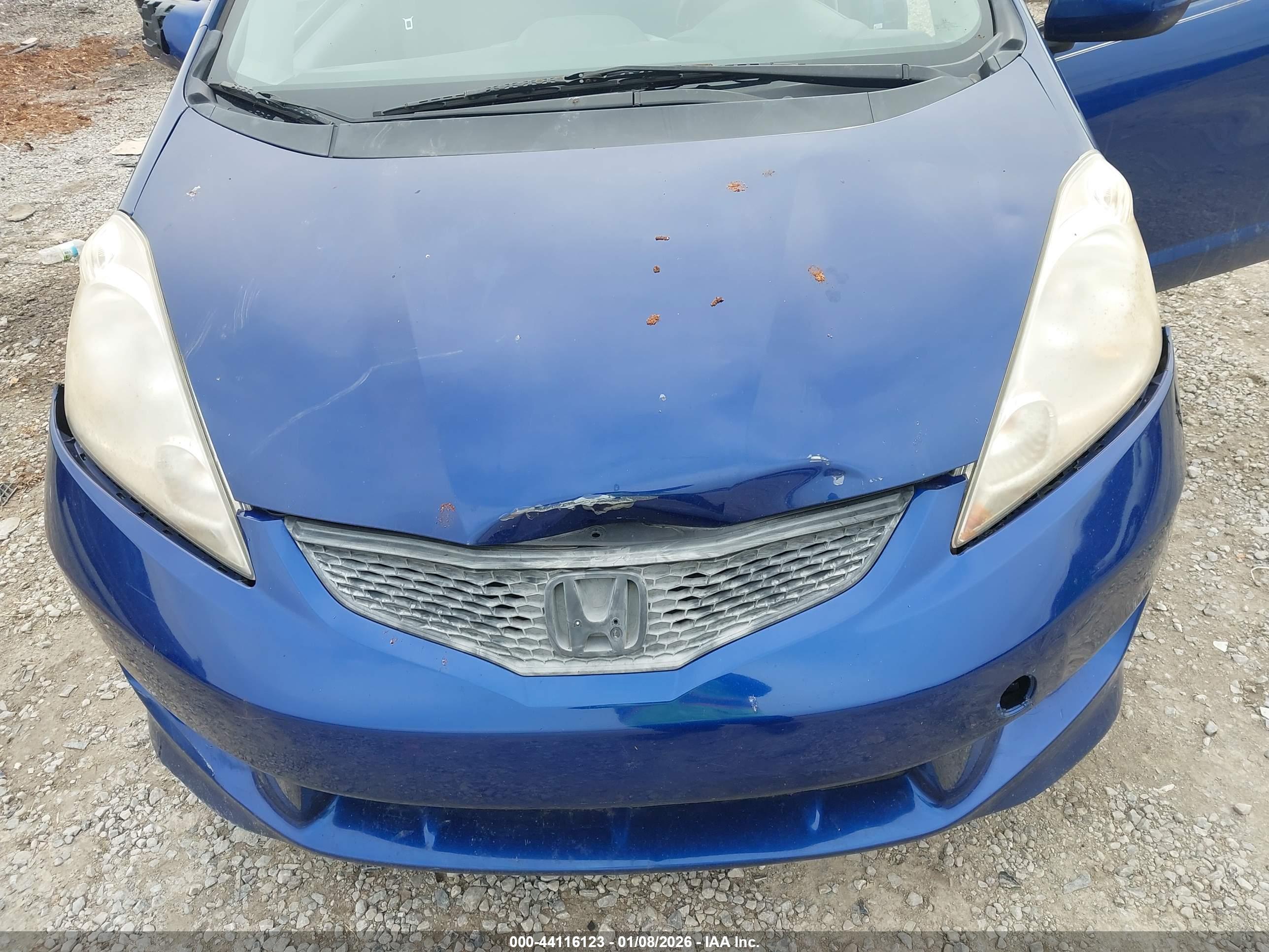 HONDA FIT image 6