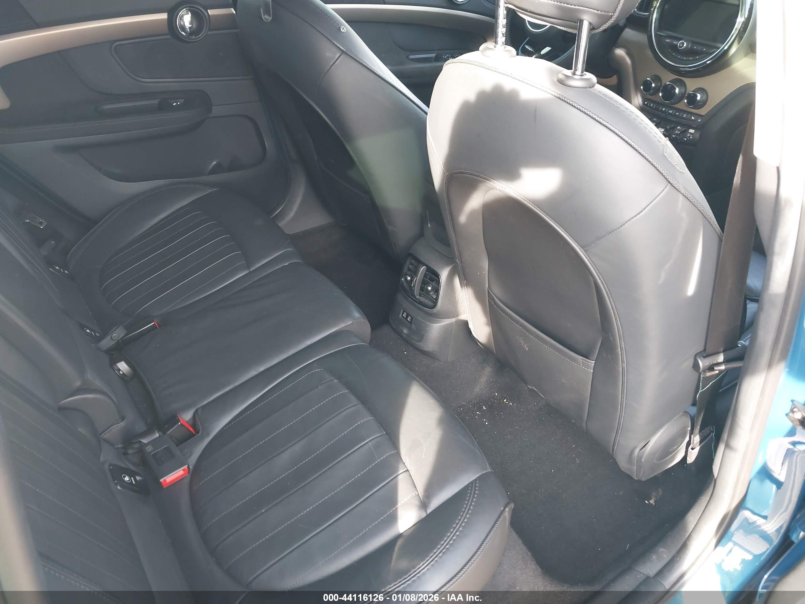 MINI COUNTRYMAN image 8