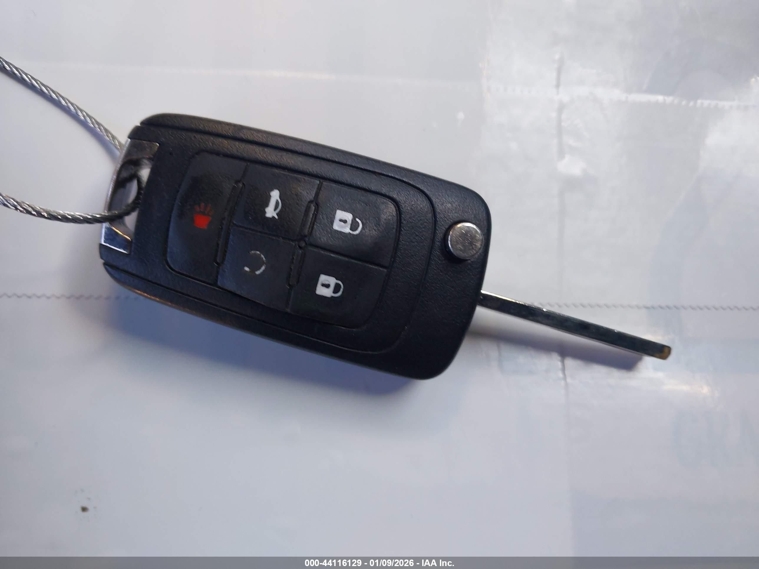 CHEVROLET EQUINOX image 11