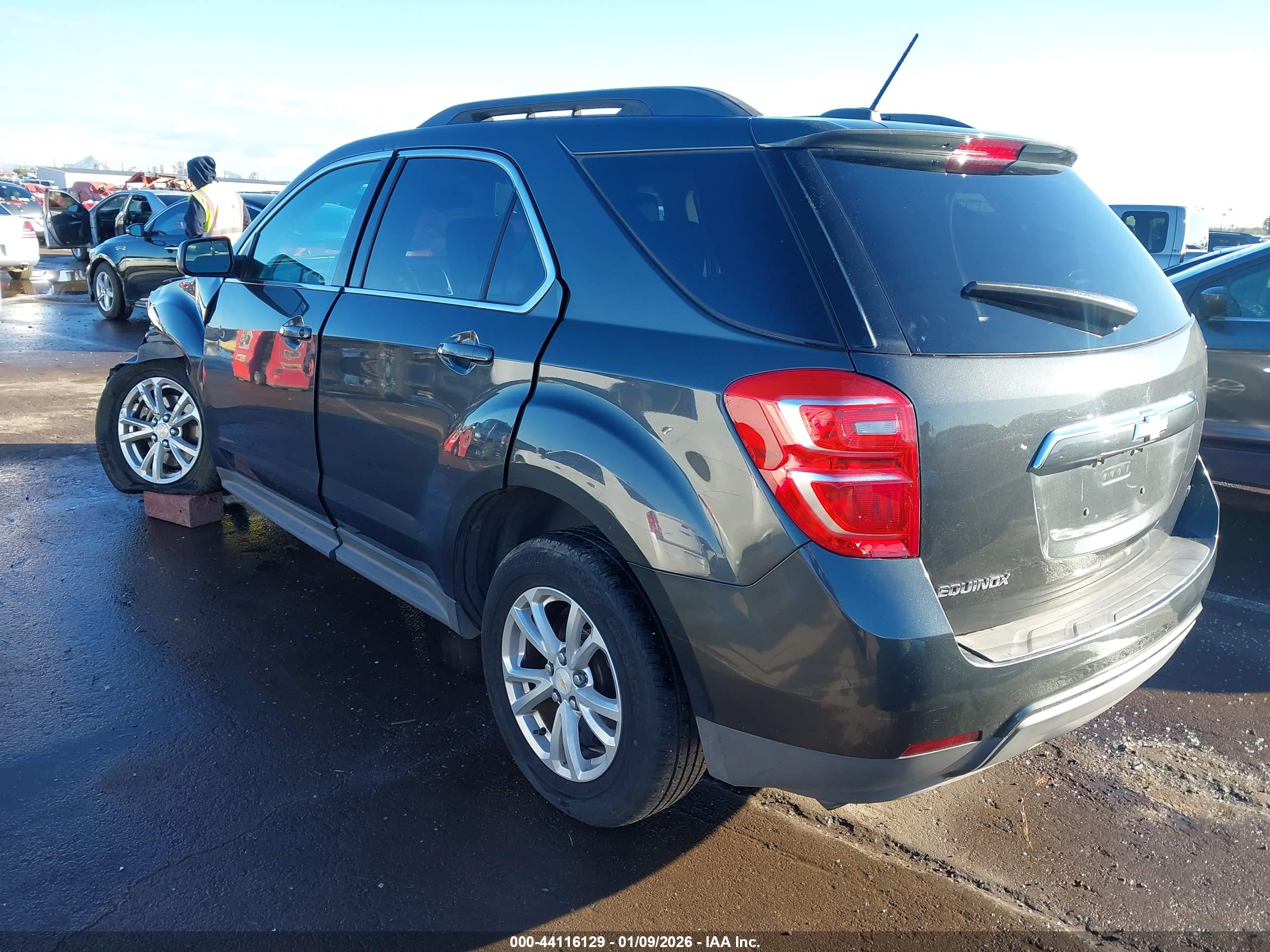 CHEVROLET EQUINOX image 3