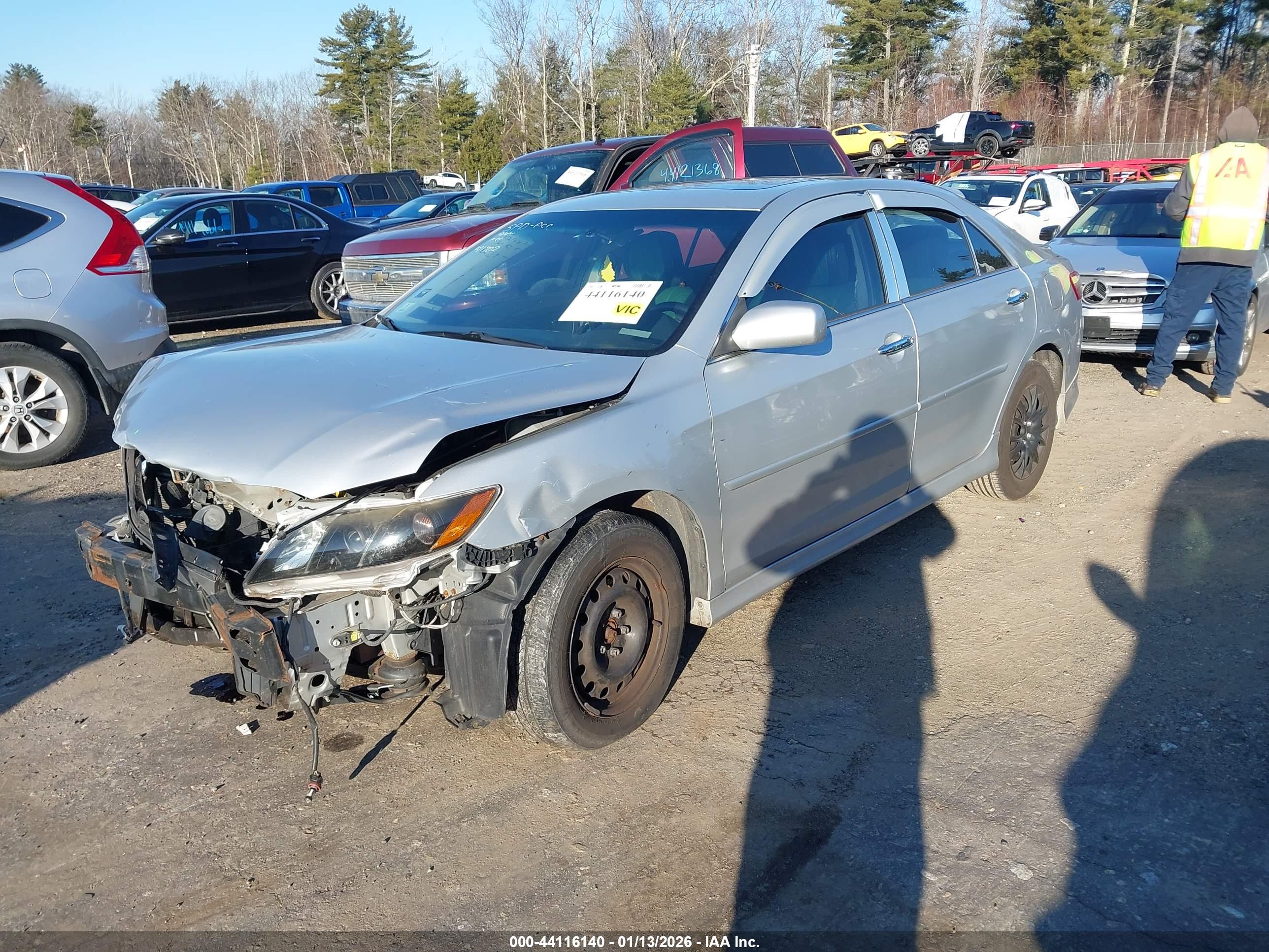 TOYOTA CAMRY image 2